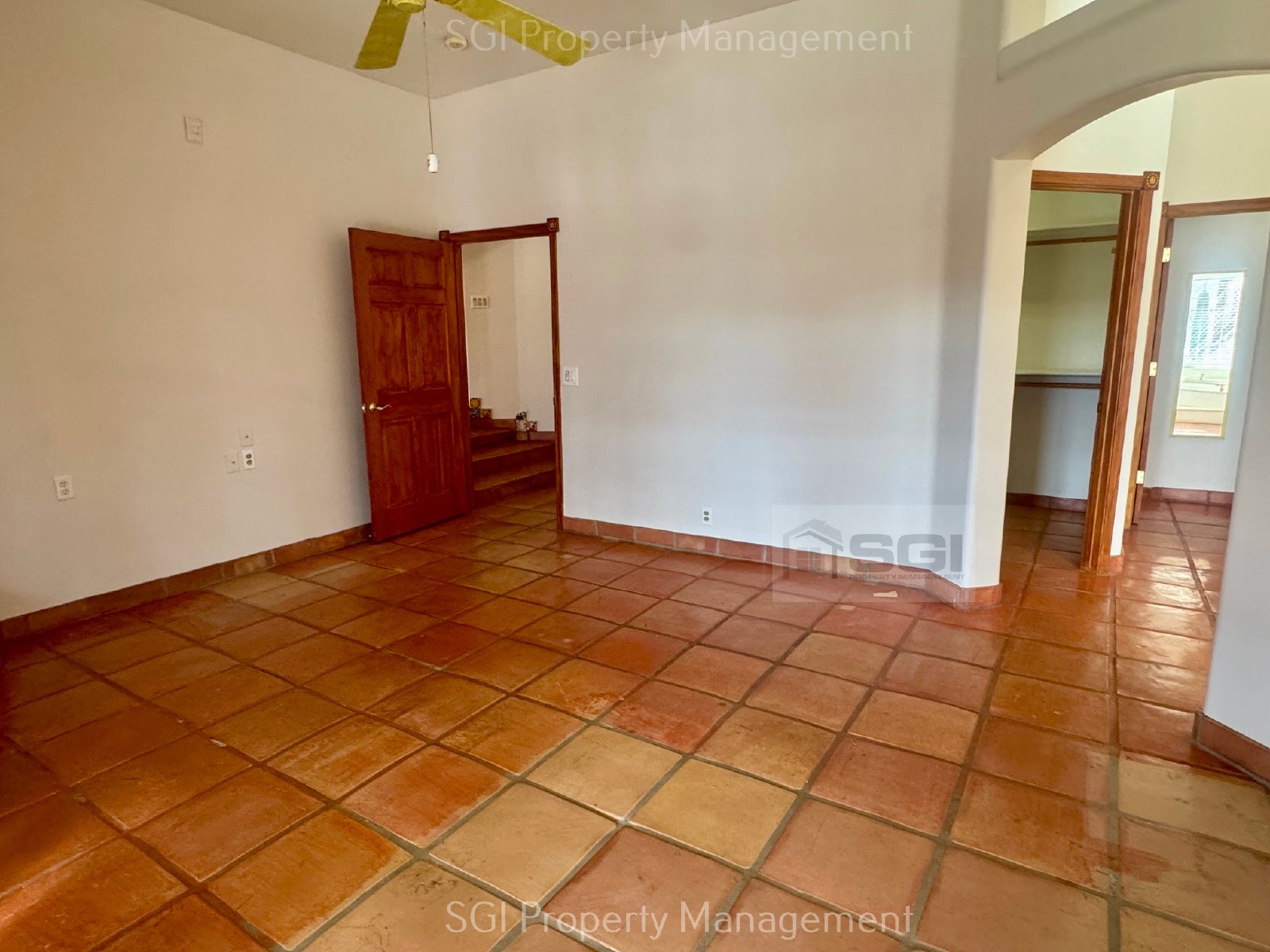 BEAUTIFUL HOME WITH PRIVATE POOL! property image