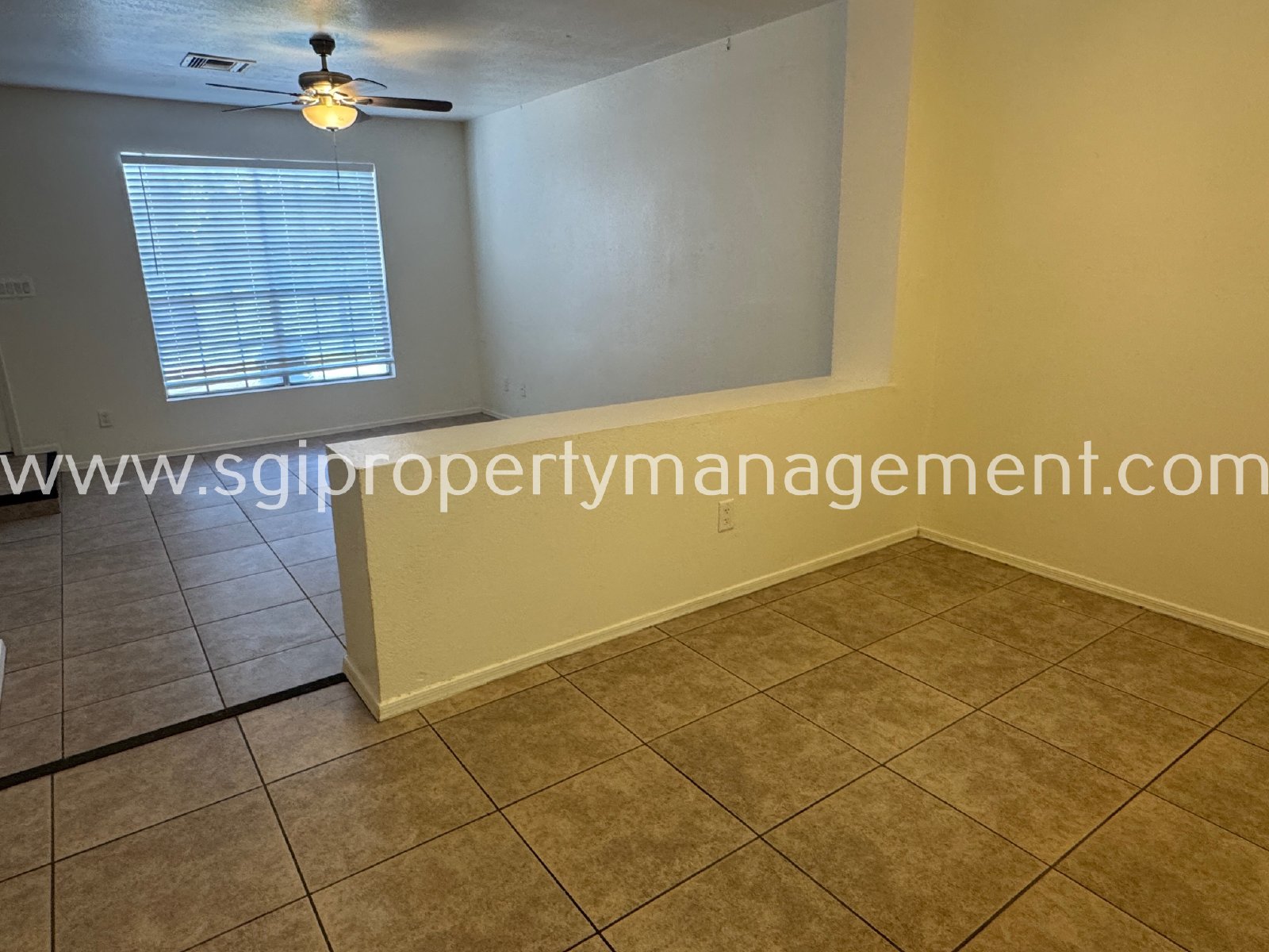 Cute 2 bedroom townhouse in quiet community property image