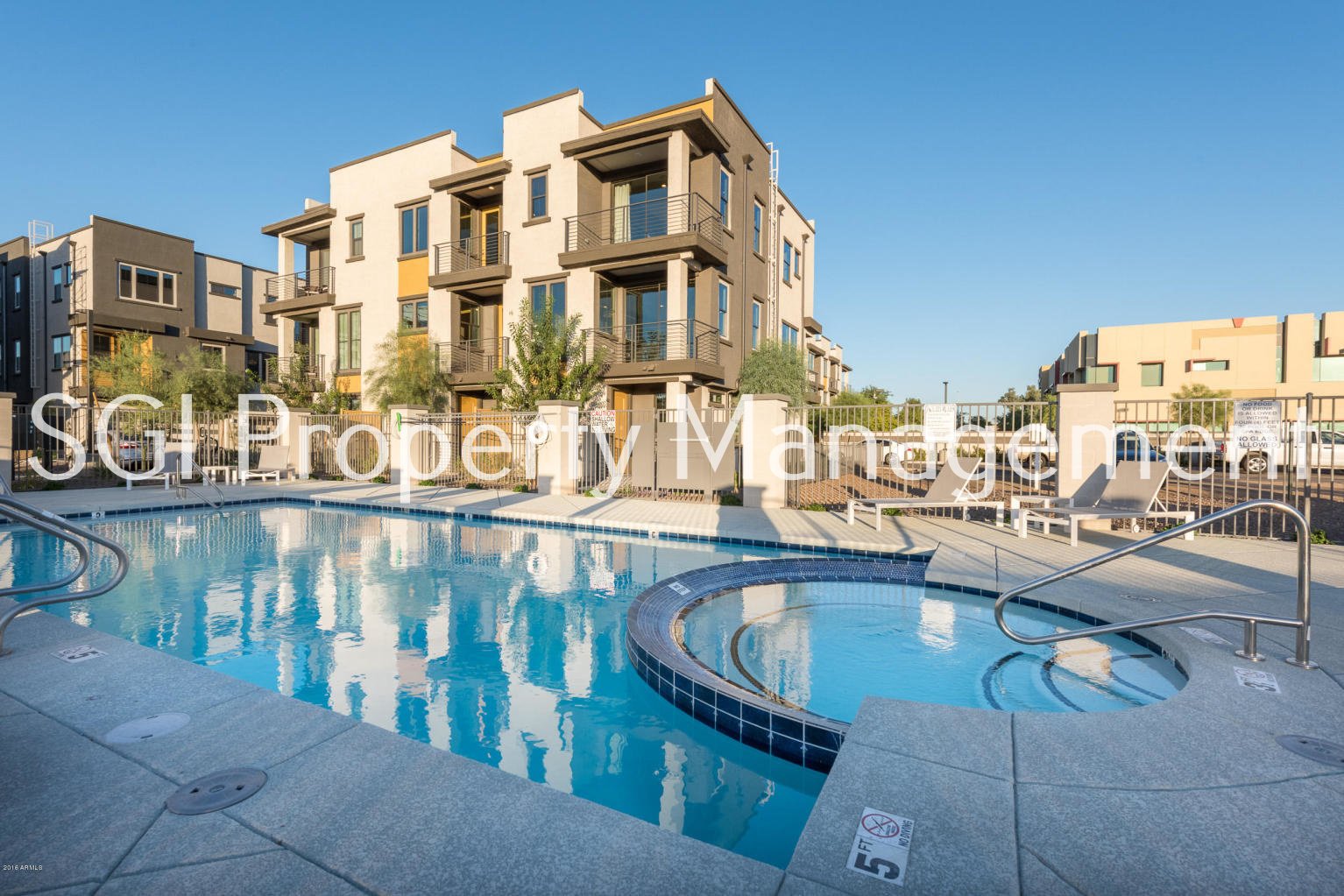 STUNNING 3 BEDROOM LUXURY TEMPE CONDO! property image