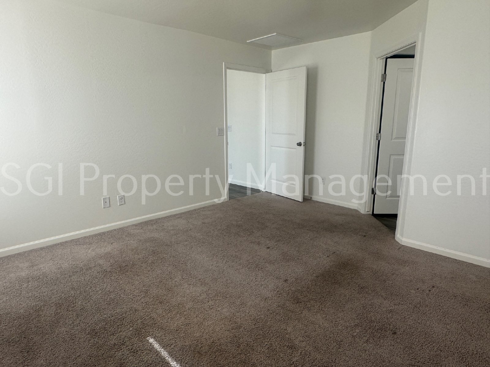 Spacious home ready for move in property image