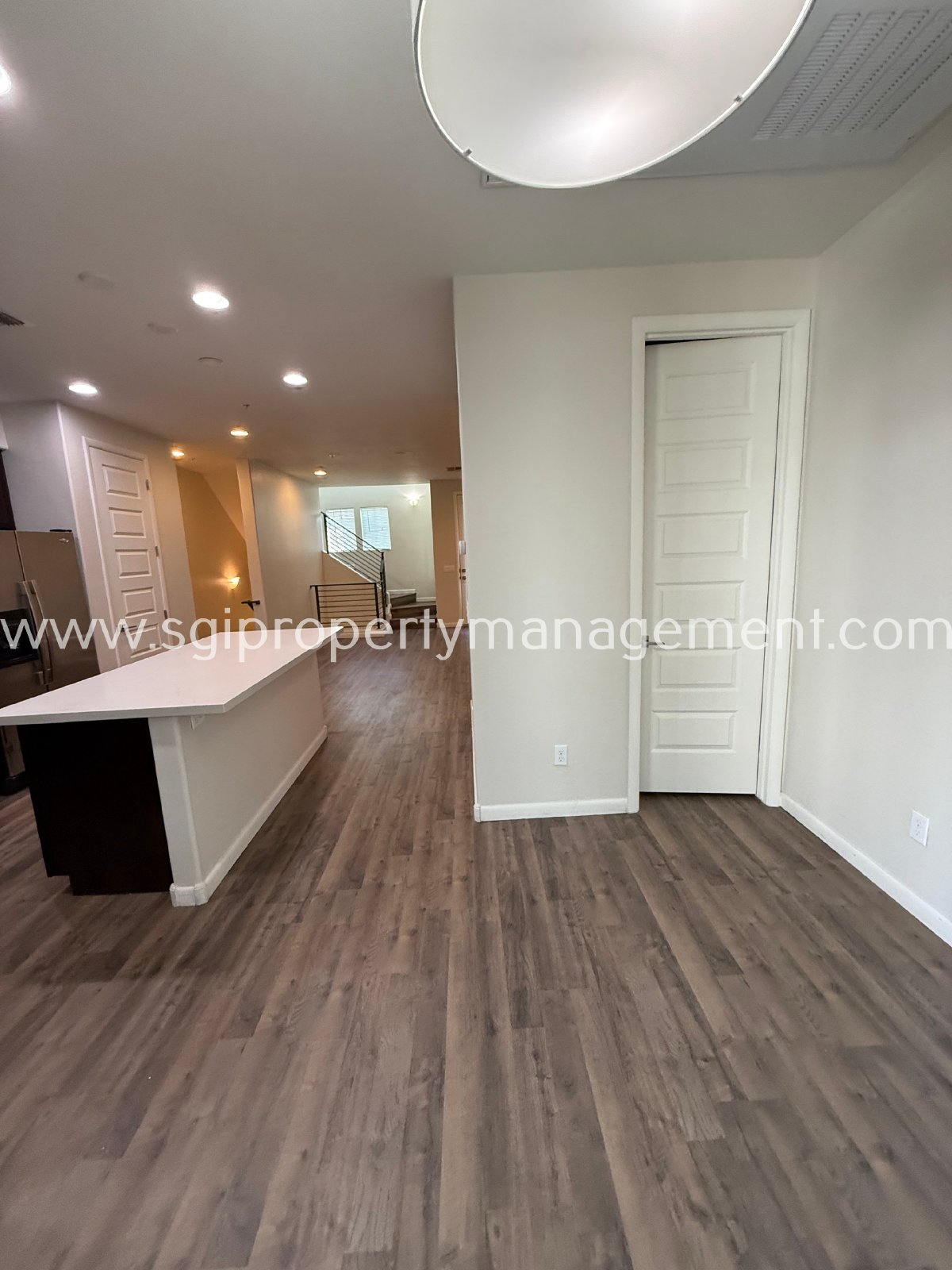 STUNNING 3 BEDROOM LUXURY TEMPE CONDO! property image