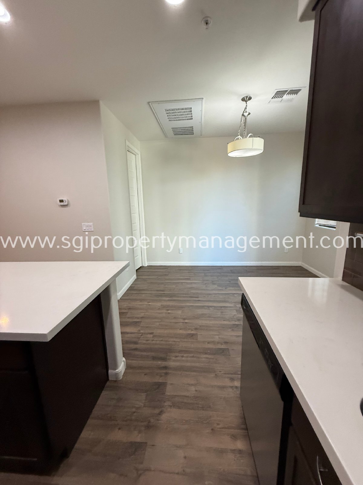 STUNNING 3 BEDROOM LUXURY TEMPE CONDO! property image