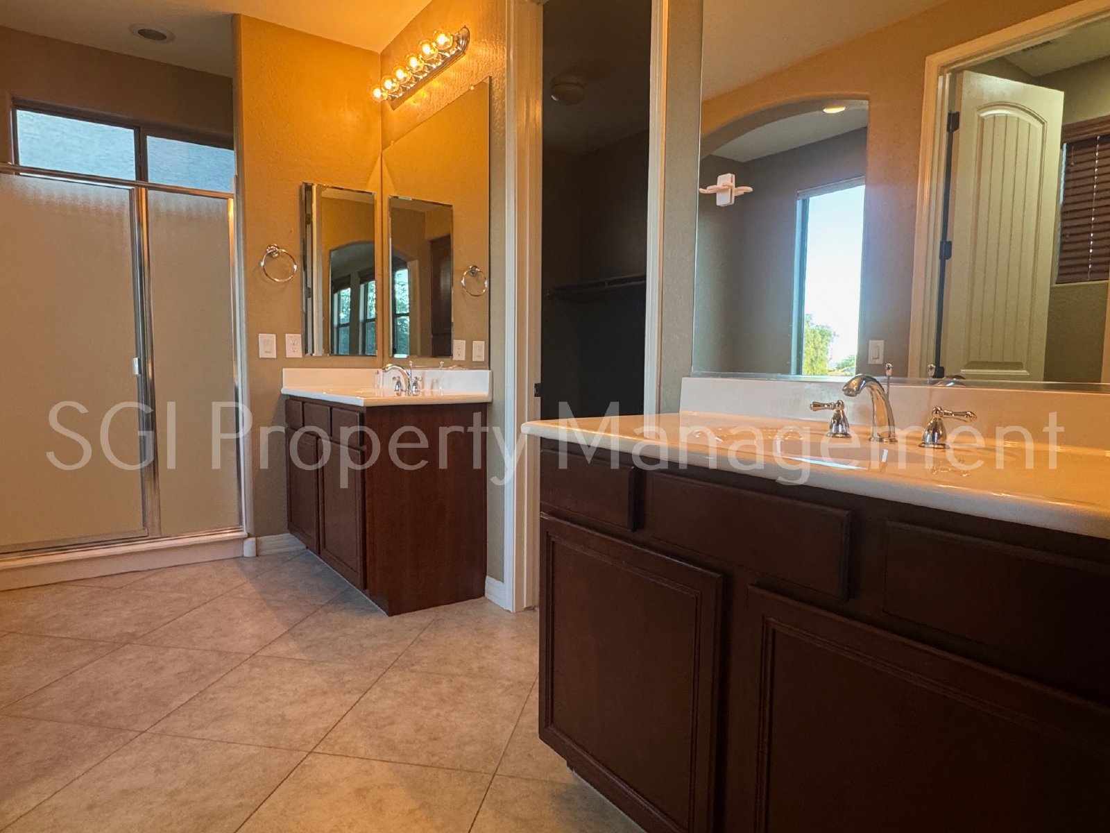 5 bedroom Waddell home with pool and spa property image