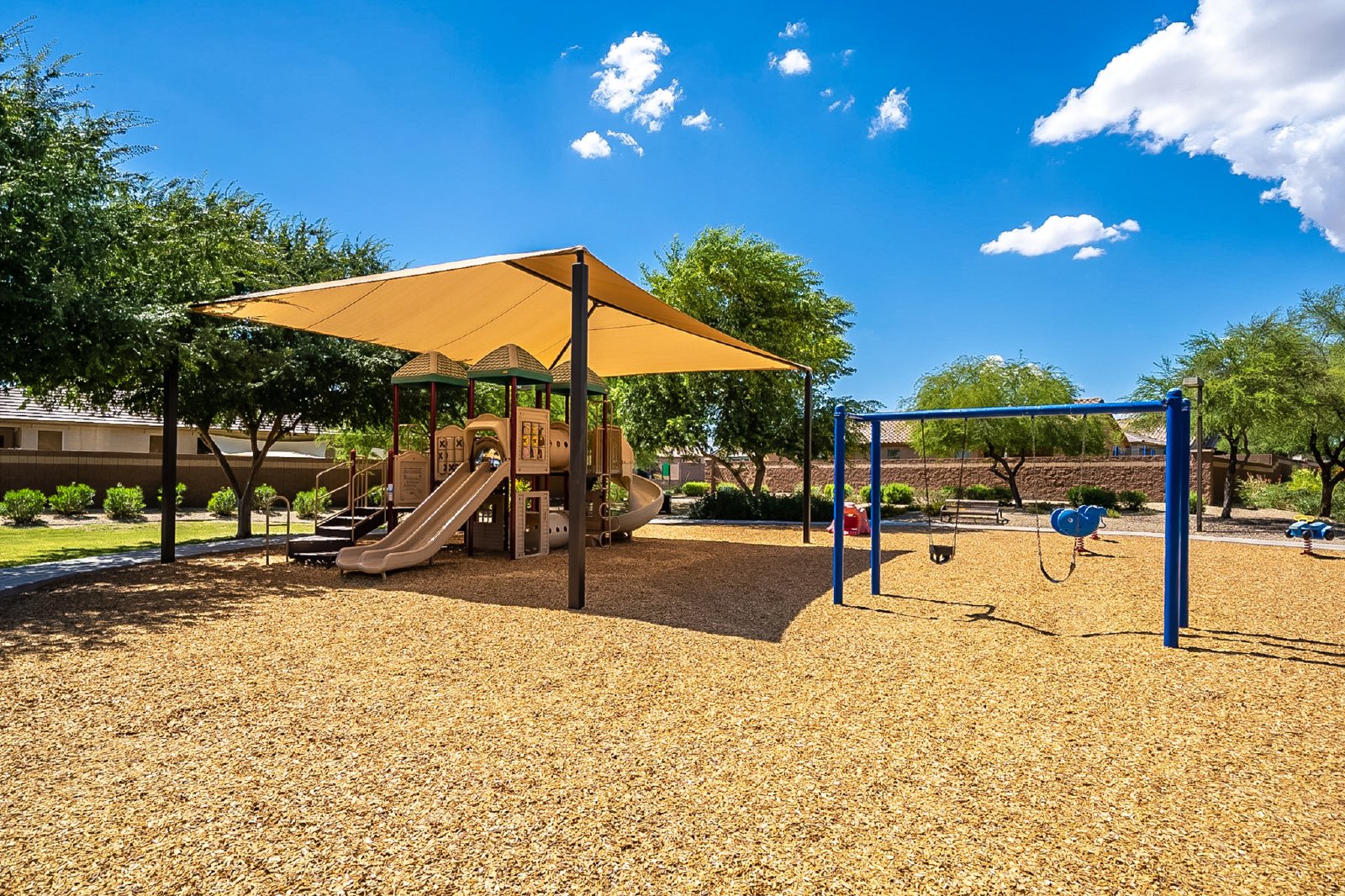 5 bedroom Waddell home with pool and spa property image