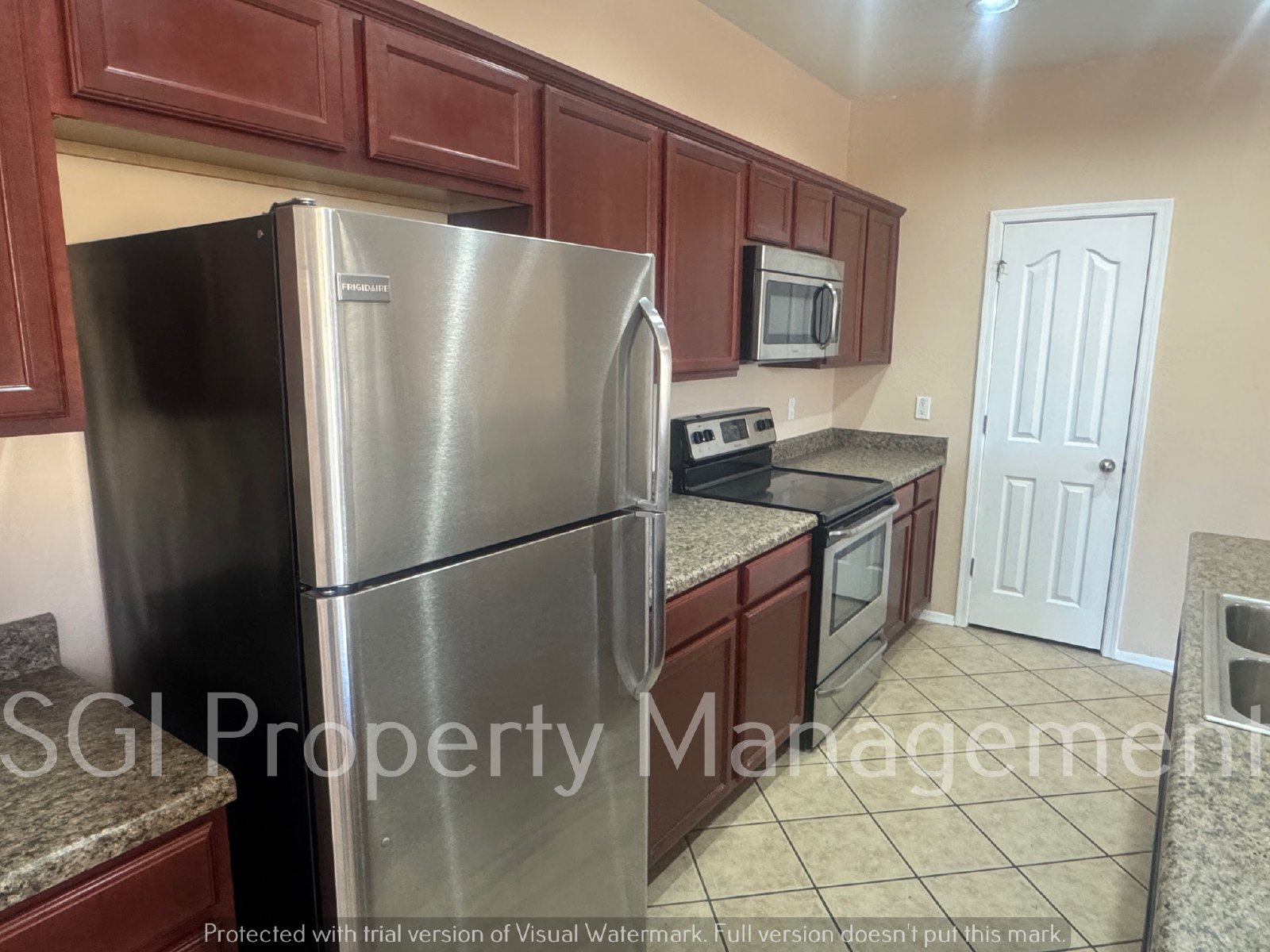 8105 W Groom Creek Rd property image