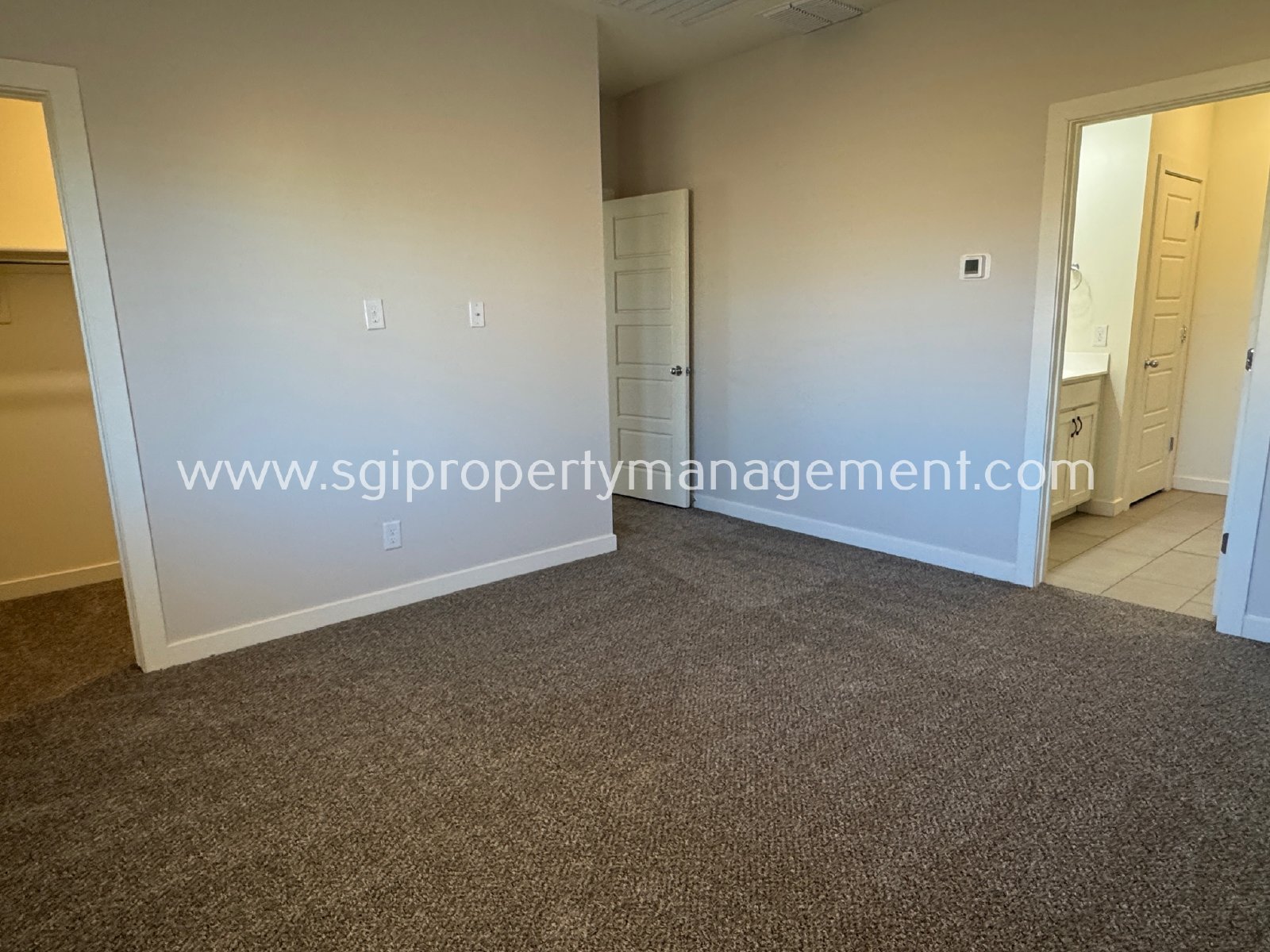 5 bedroom, 3 bathroom Casa Grande home property image