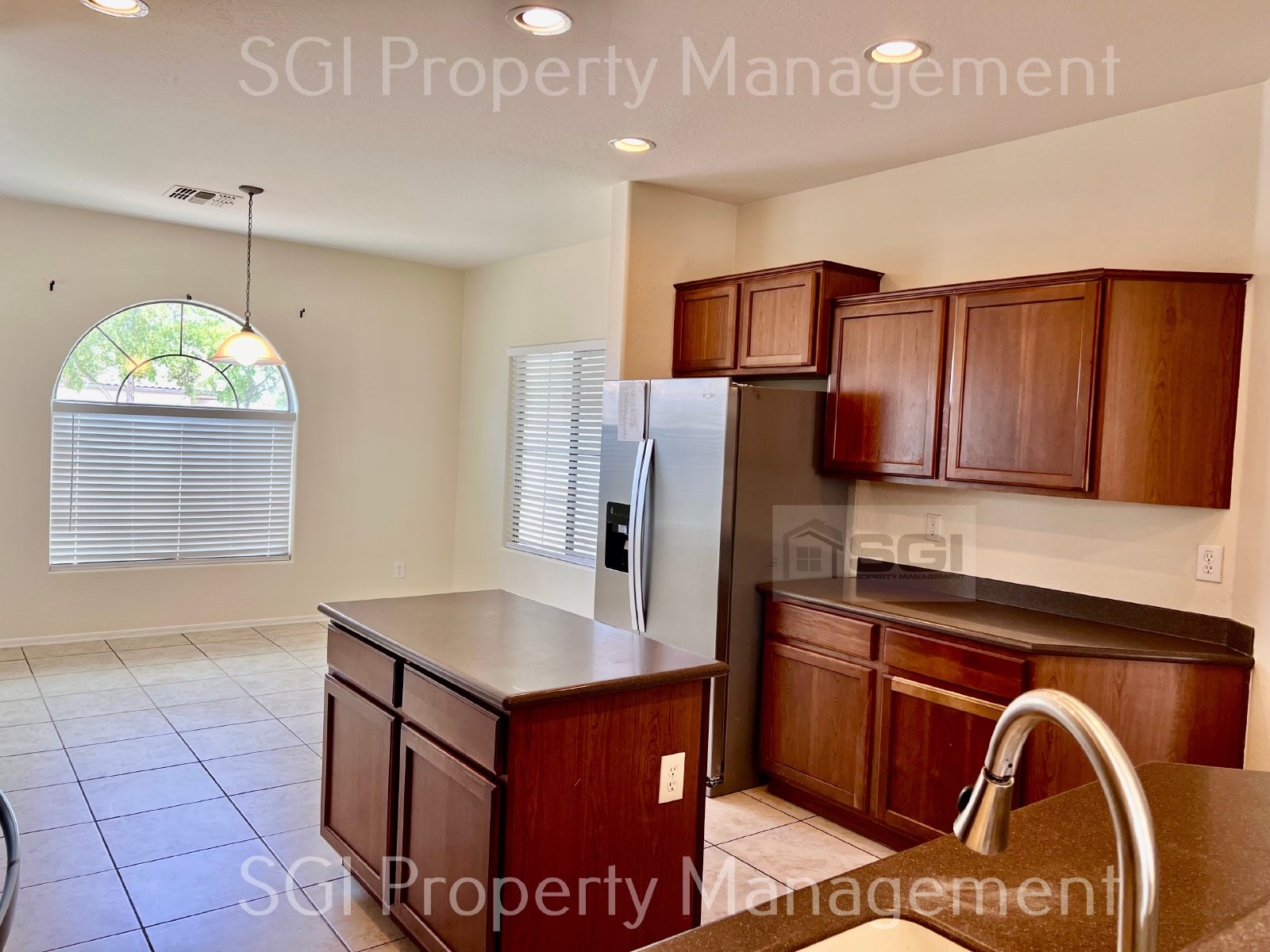 4 BEDROOM LAVEEN PROPERTY! property image