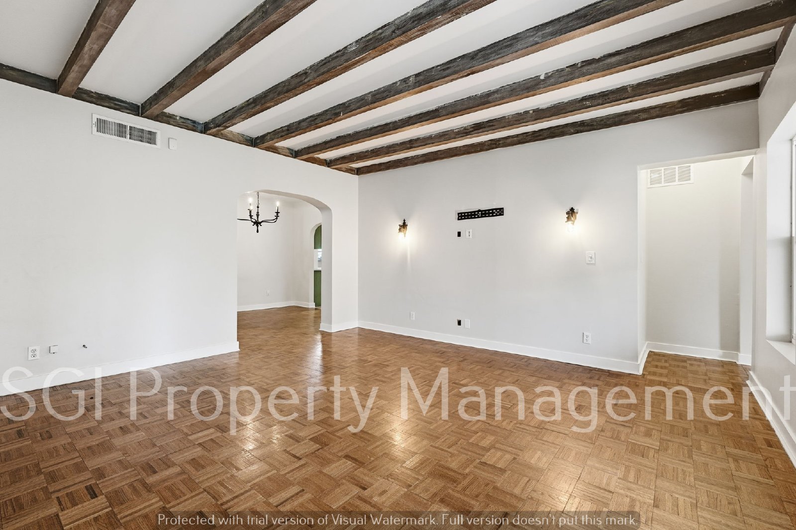 Beautiful Home in a Great Location property image