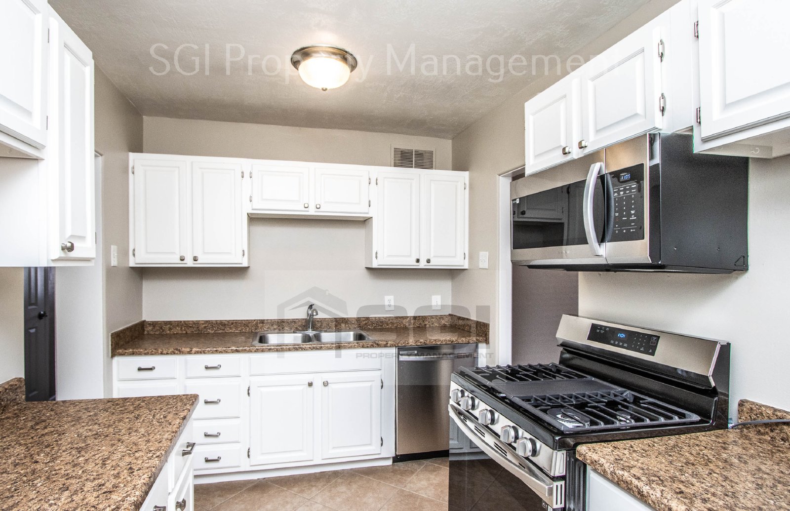 CHARMING 3 BED 2 BATH HOME FOR RENT! property image