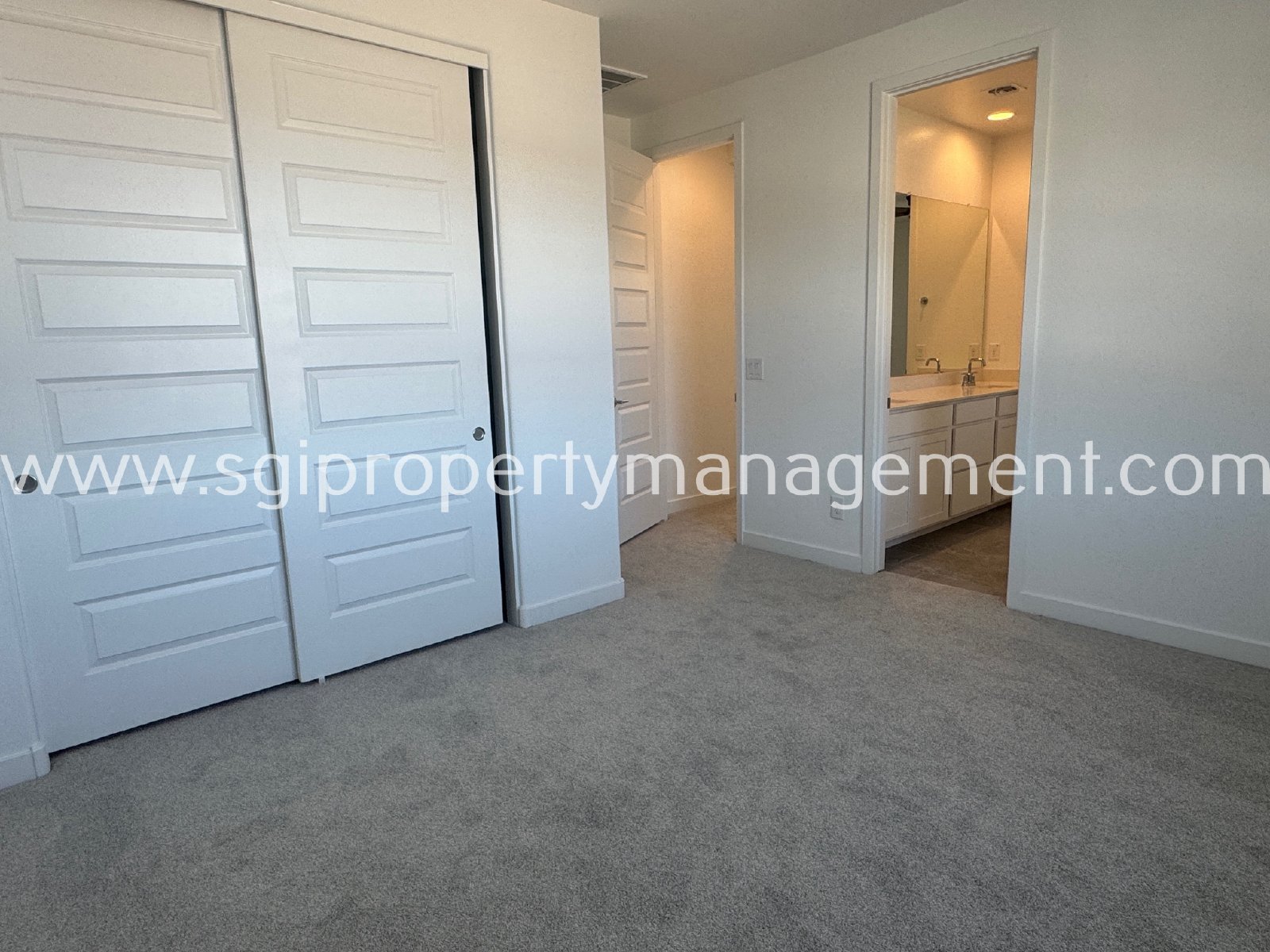 BRAND NEW 4 BEDROOM 3 BATHROOM PEORIA HOME property image