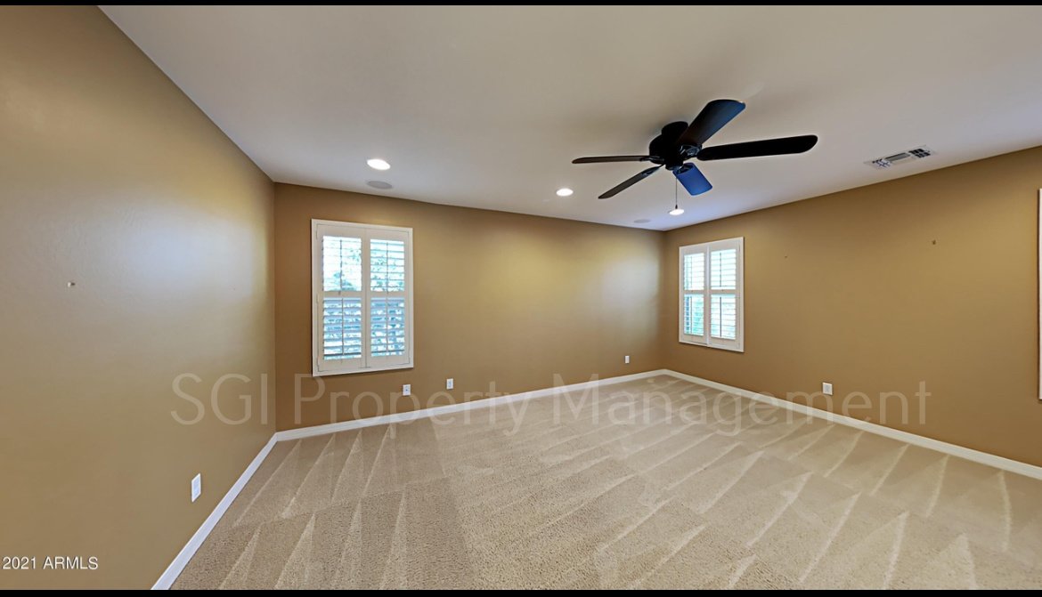 Beautiful and spacious Mesa home property image