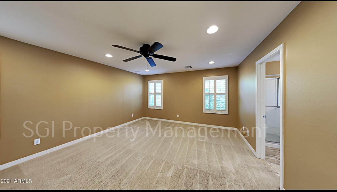 Beautiful and spacious Mesa home property image