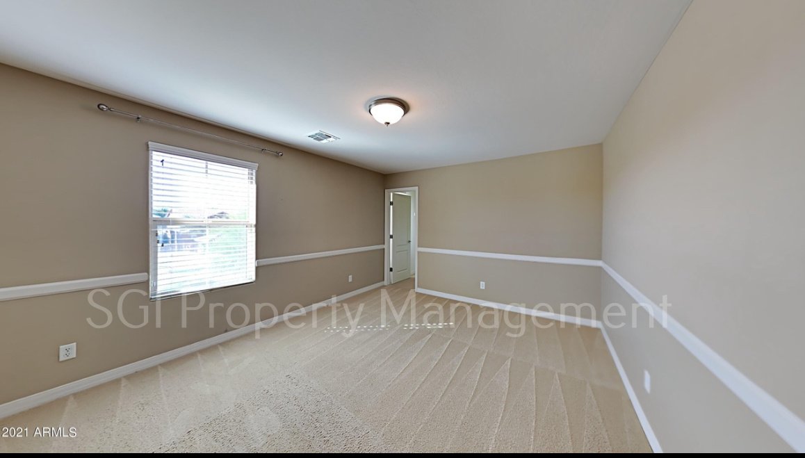 Beautiful and spacious Mesa home property image