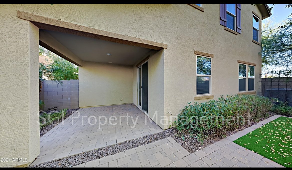 Beautiful and spacious Mesa home property image