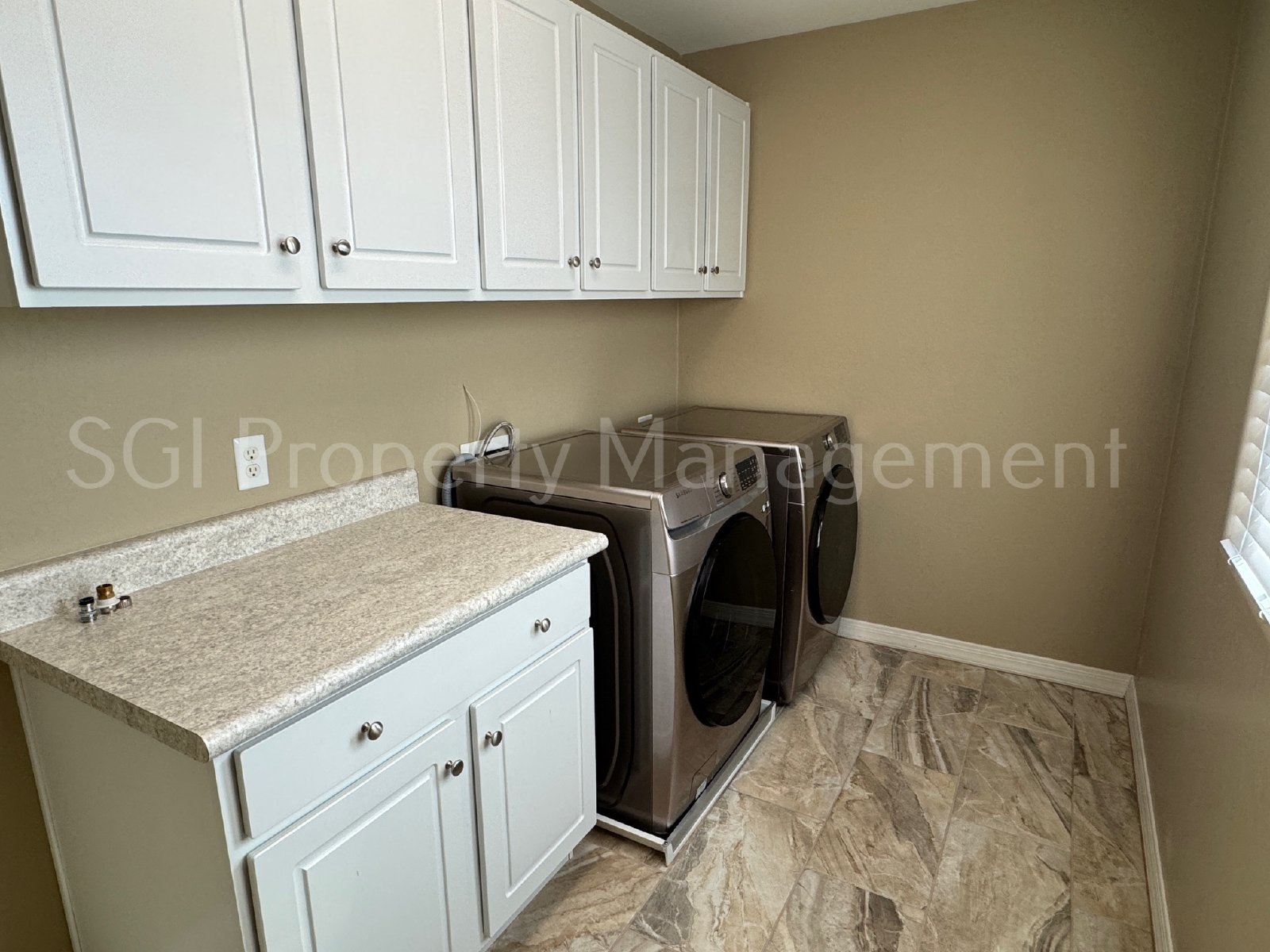 Beautiful and spacious Mesa home property image