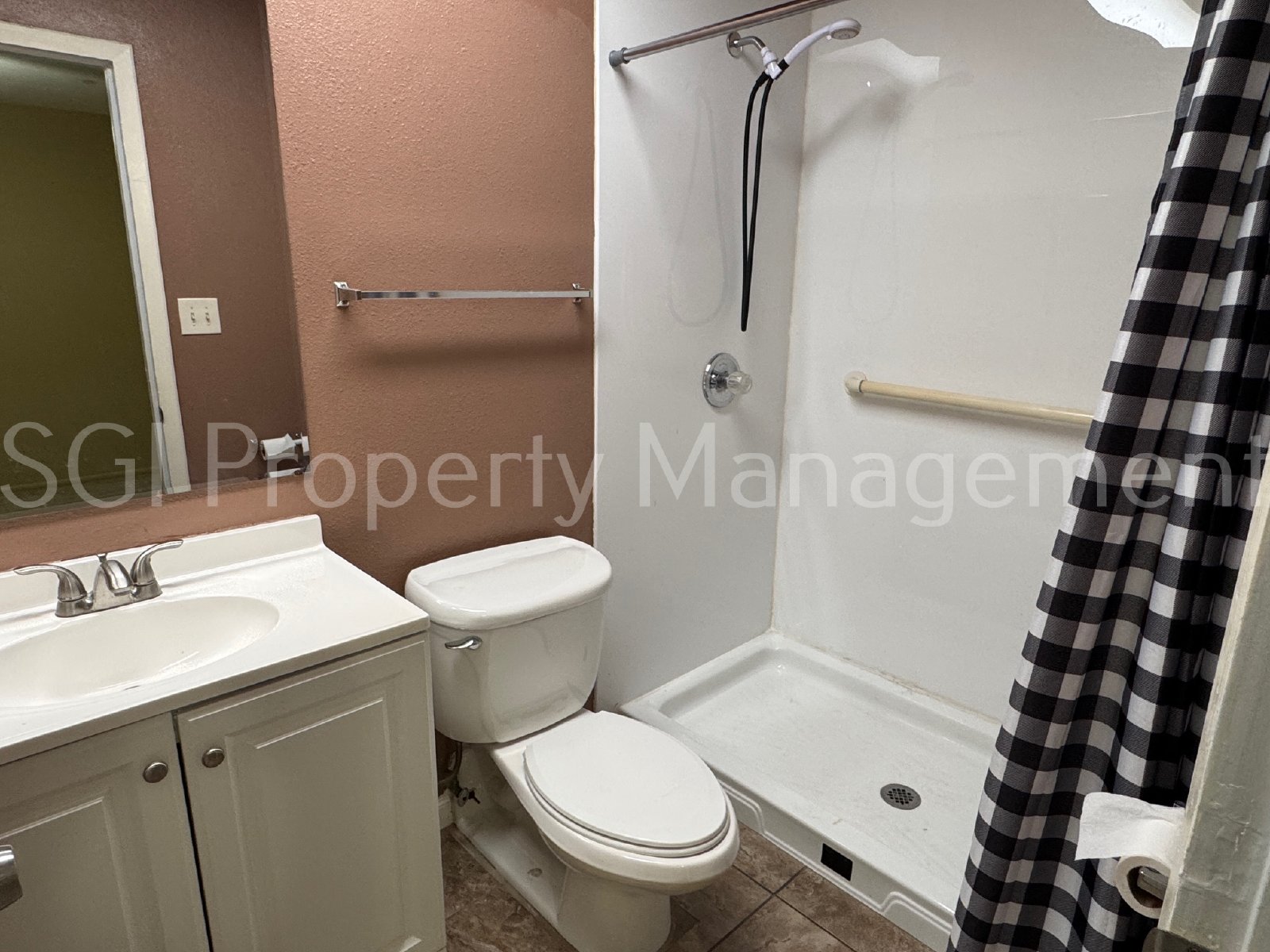 2 BEDROOM 2 BATHROOM HOME IN GREAT LOCATION!! property image