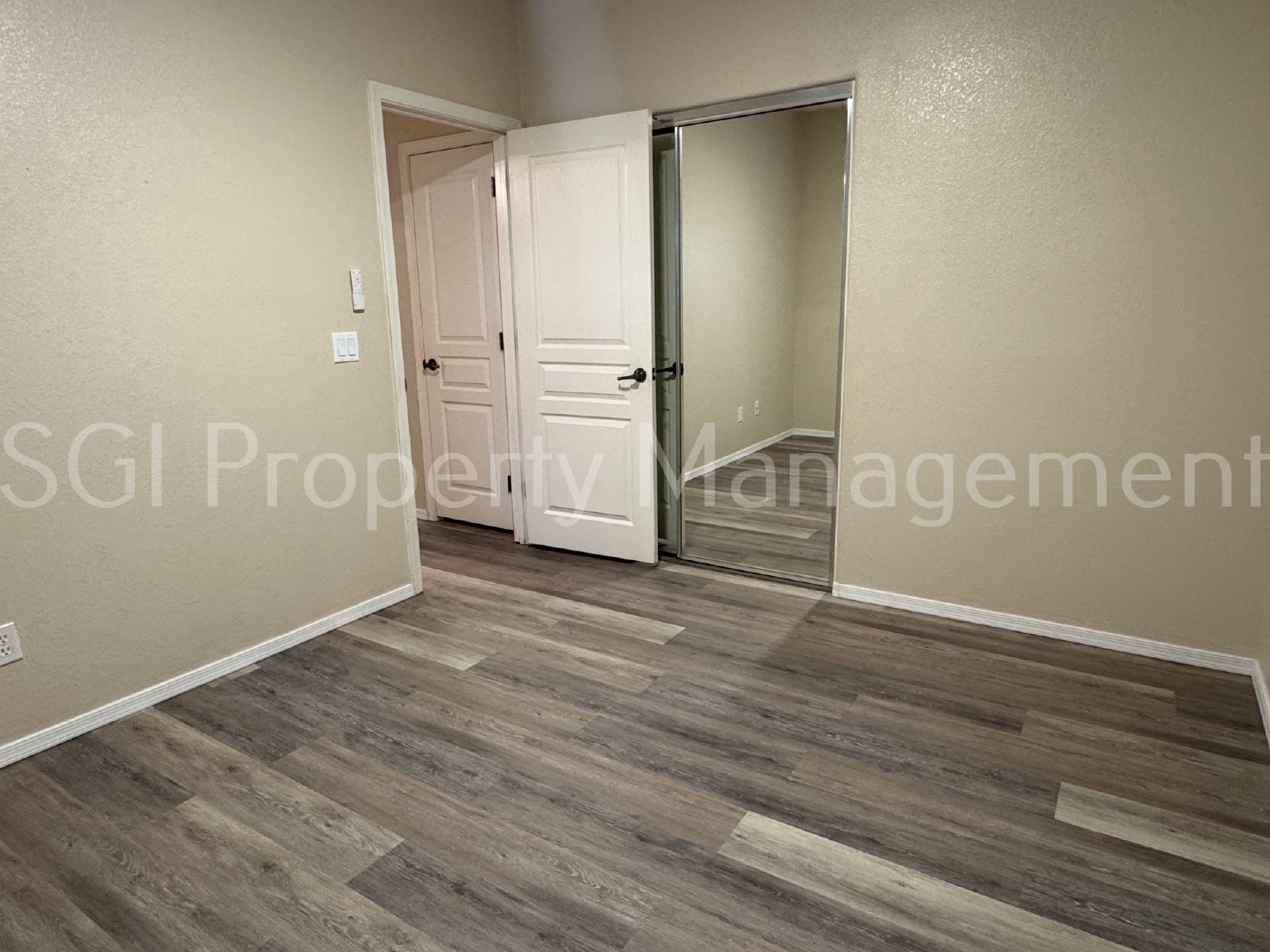 Great single level home ready fro your move in property image