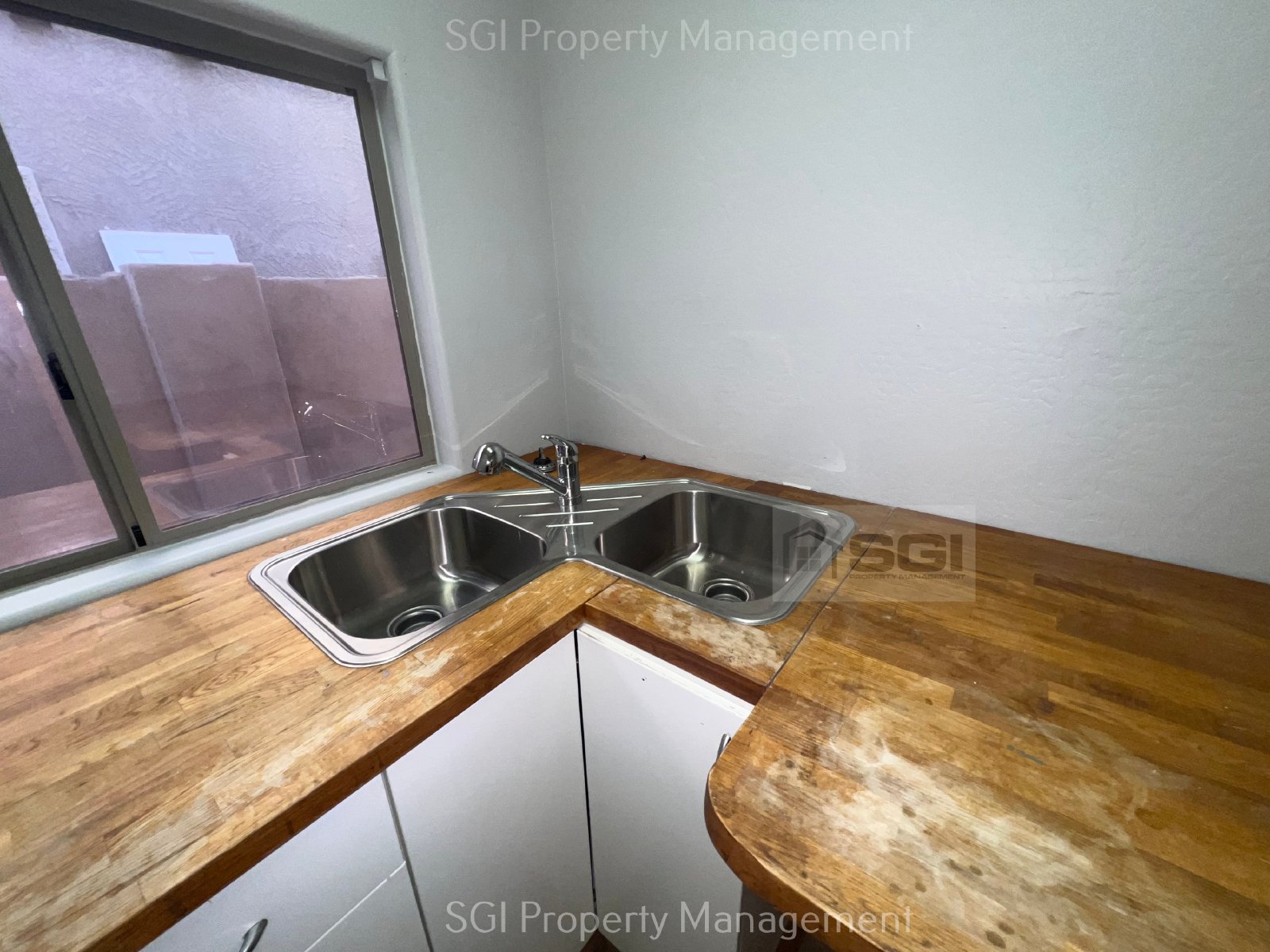 BEAUTIFUL 4 BEDROOM LAVEEN PROPERTY!! property image