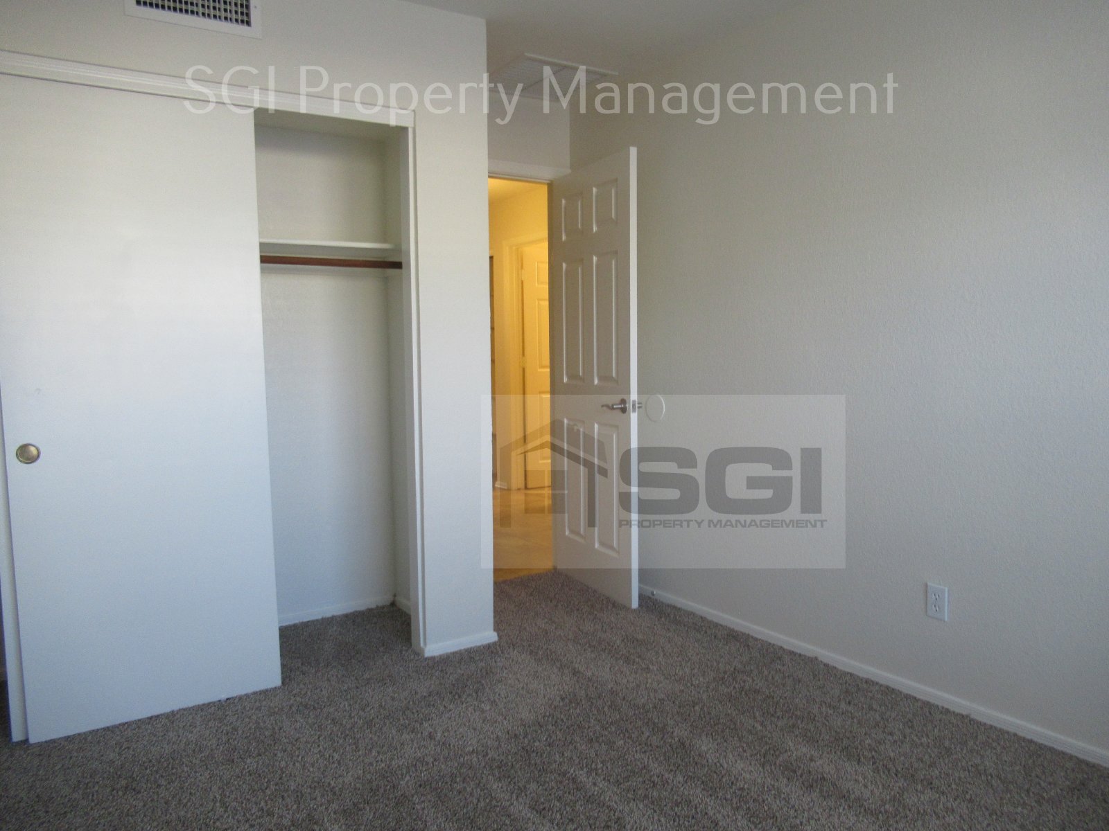 Nicely updated 3 bedroom, 2 bath house in great location property image