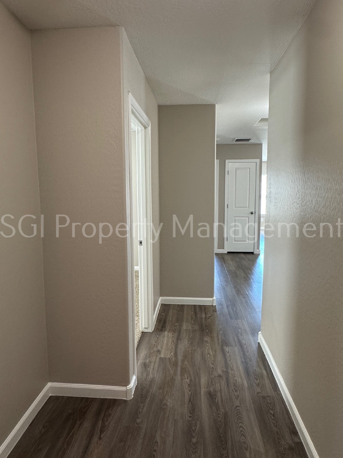 Beautiful home ready for move in property image