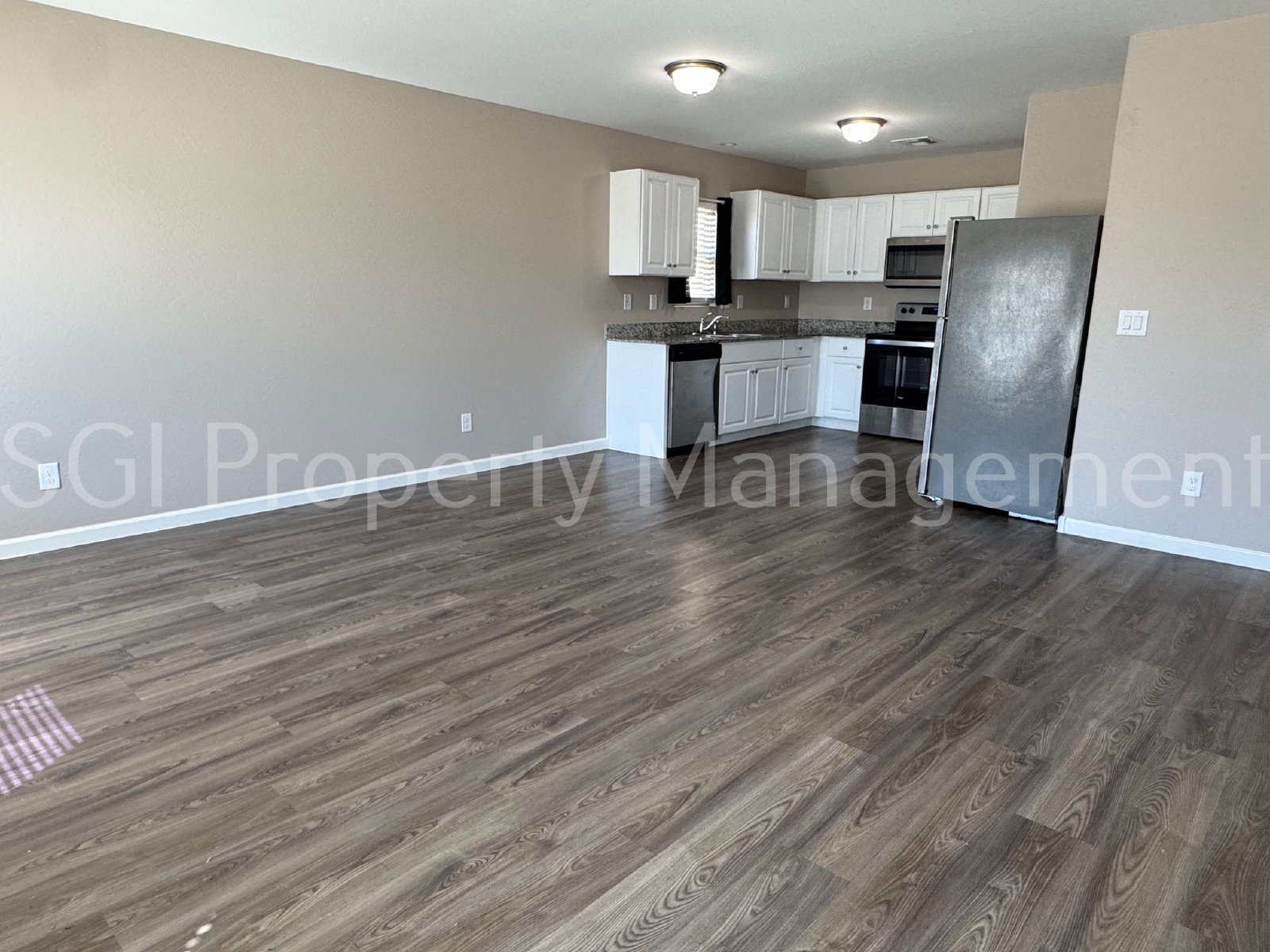 Beautiful home ready for move in property image