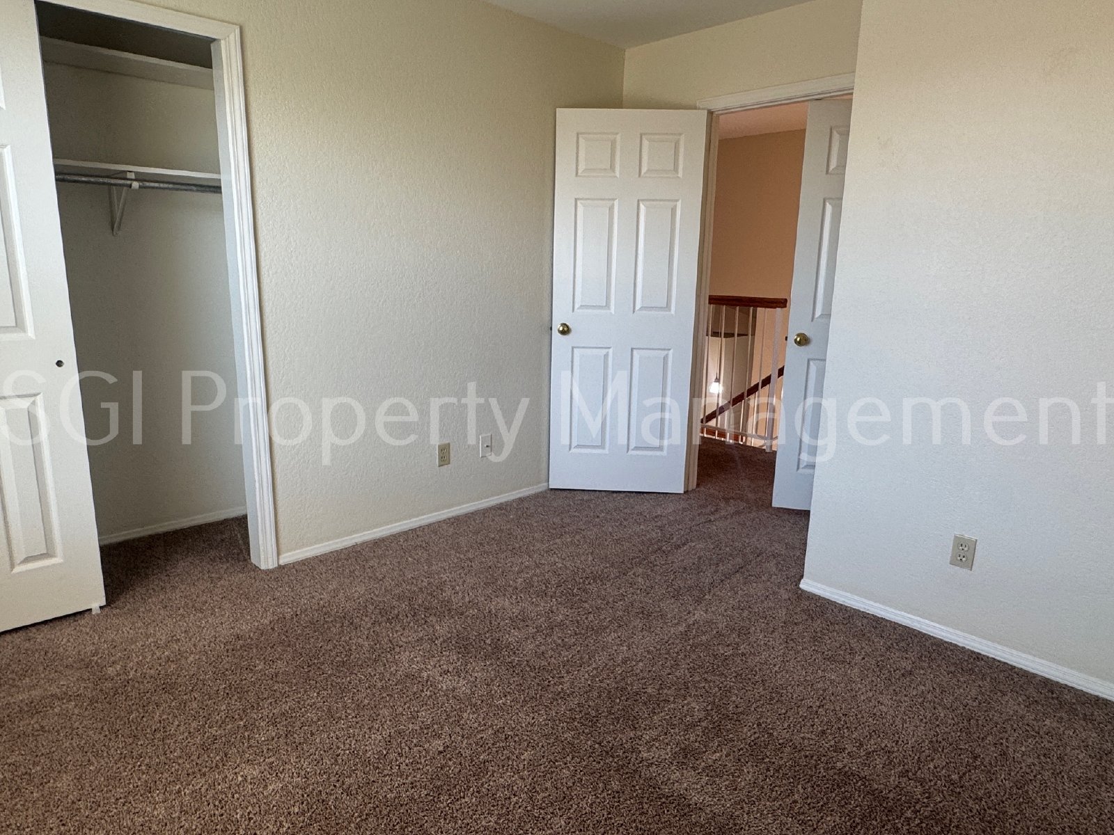 BEAUTIFUL ENERGY EFFICIENT UPGRADED 3 BEDROOM + LOFT!! property image