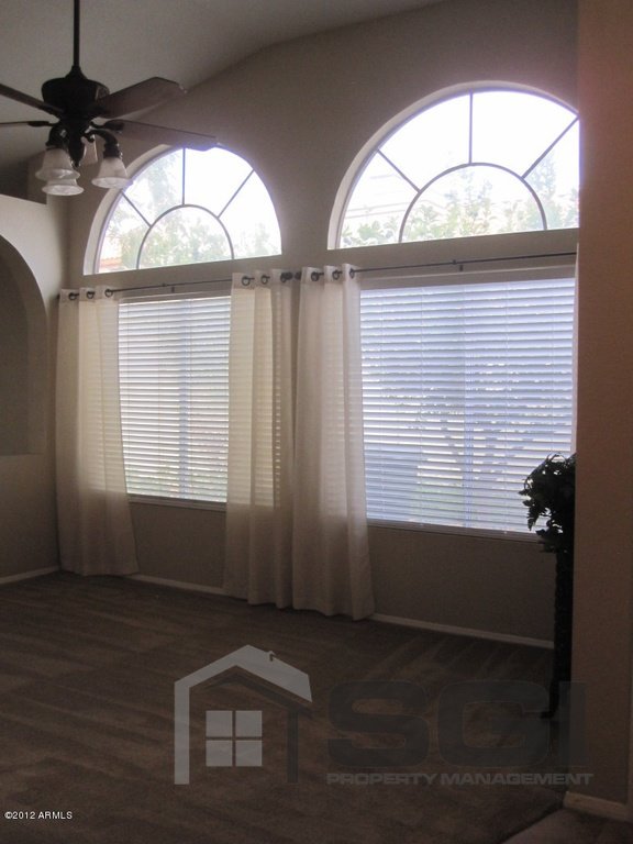 BEAUTIFUL ENERGY EFFICIENT UPGRADED 3 BEDROOM + LOFT!! property image