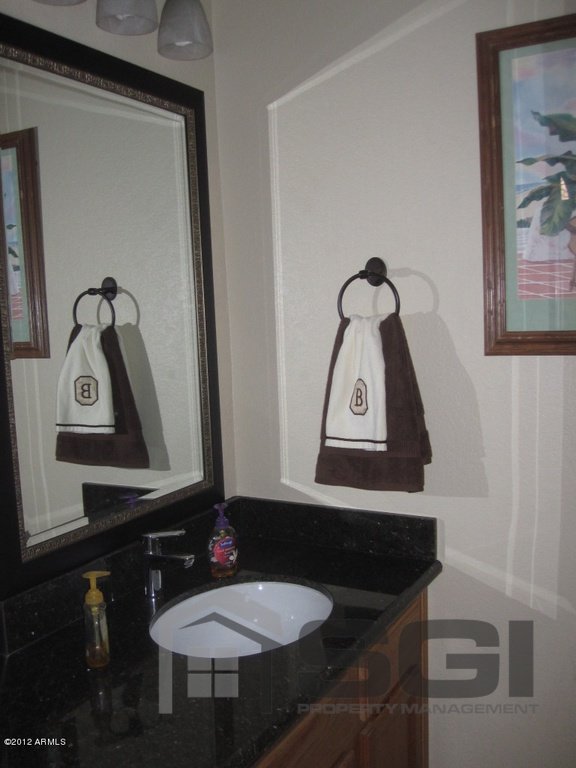 BEAUTIFUL ENERGY EFFICIENT UPGRADED 3 BEDROOM + LOFT!! property image