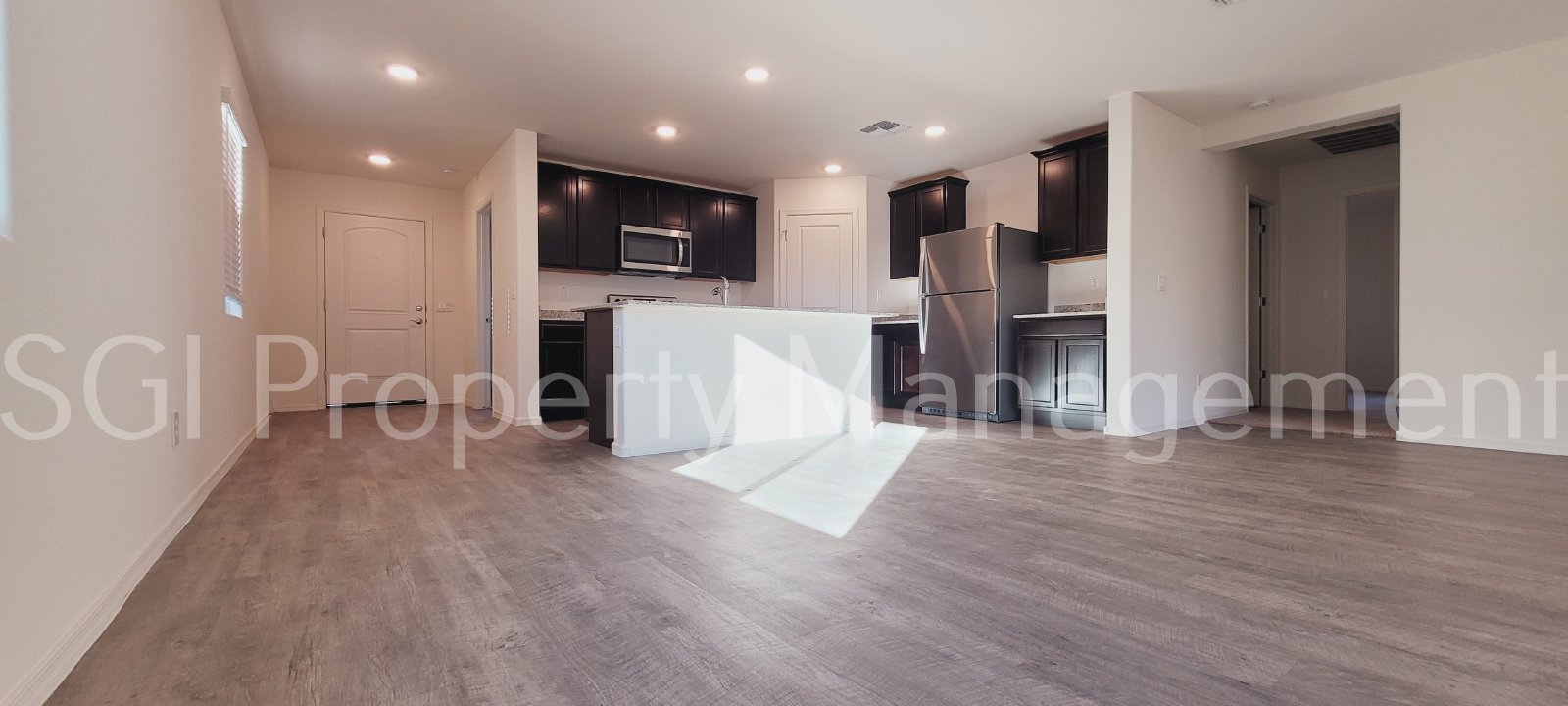 4 bedroom in Mission Ranch property image