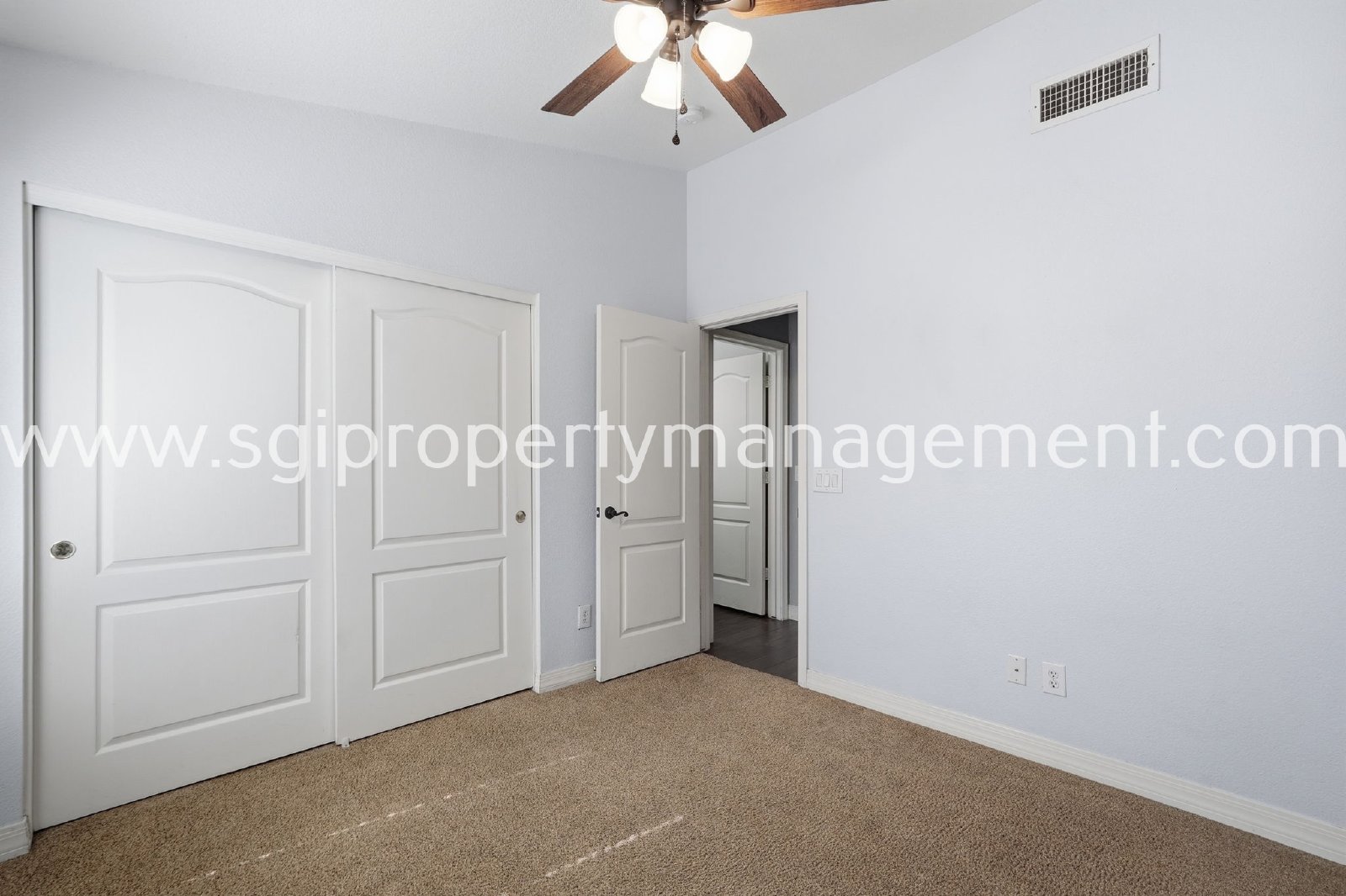 Updated 4 bedroom Peoria home property image