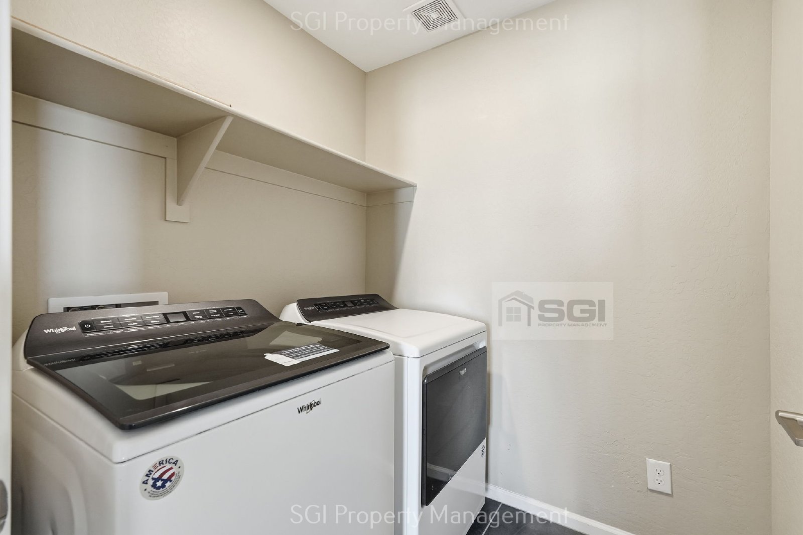 4 BEDROOM 3 BATHROOM SURPRISE HOME. property image