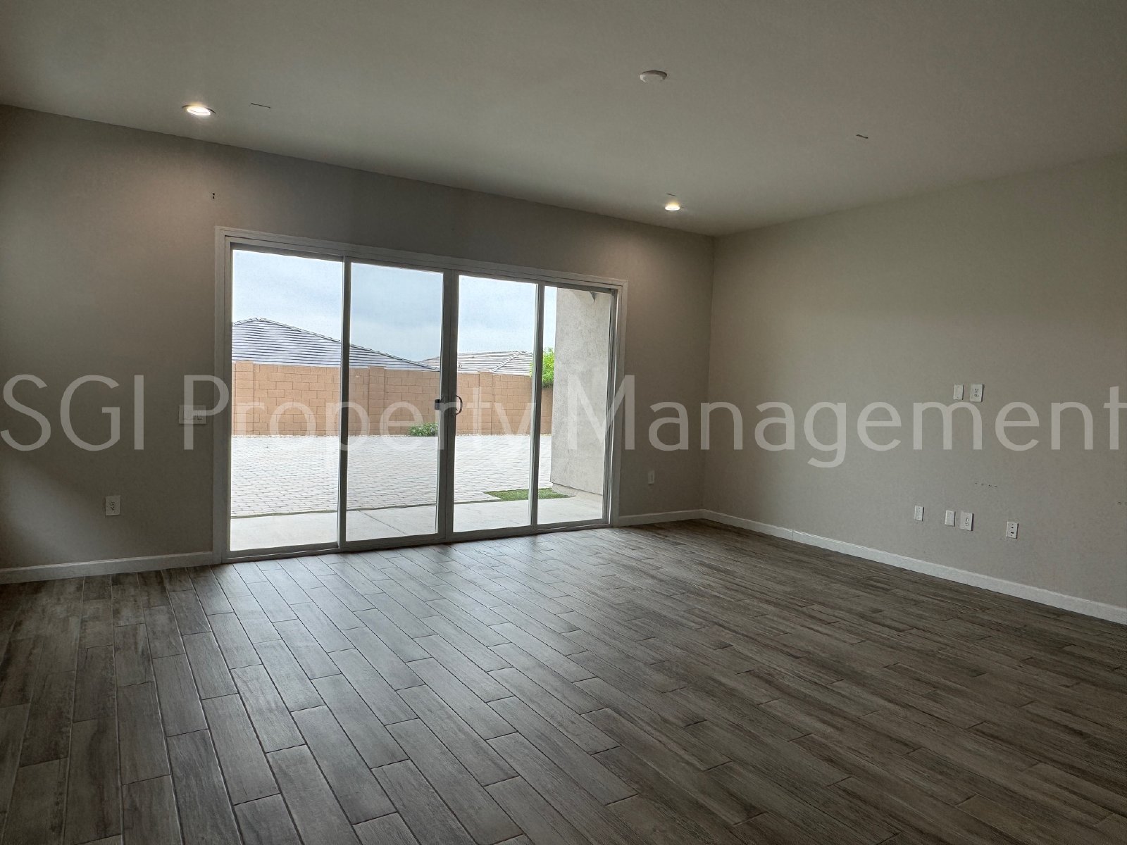 STUNNING DESERT RIDGE LUXURY PROPERTY! property image