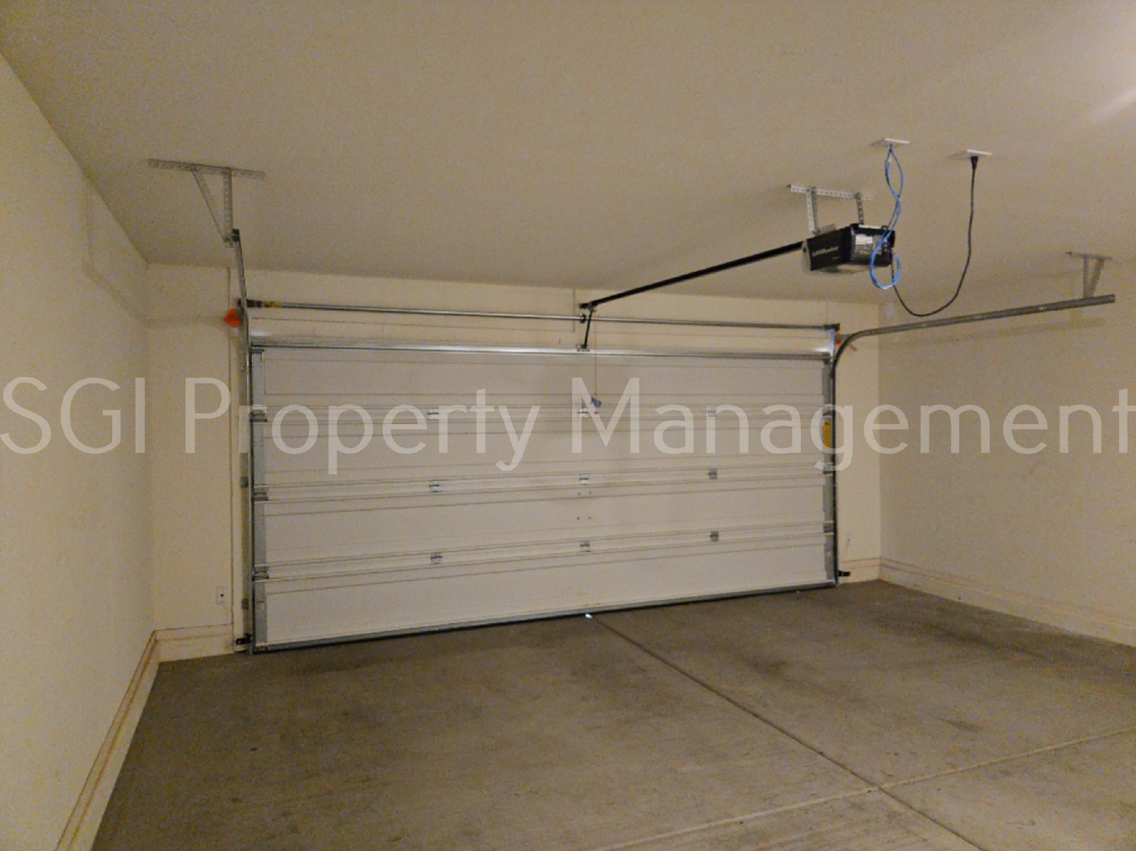 Gorgeous home ready for move in property image