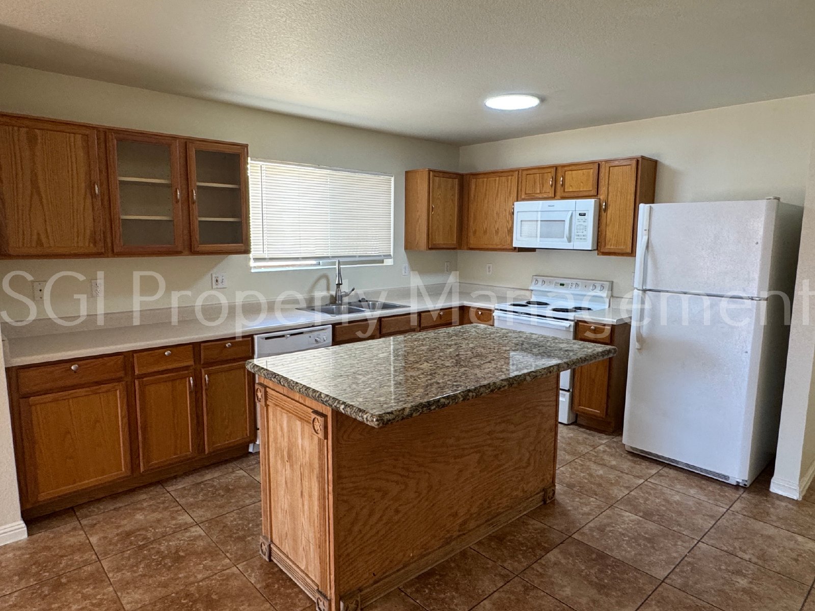 Weston Park 3 bedroom 2 bath home! property image