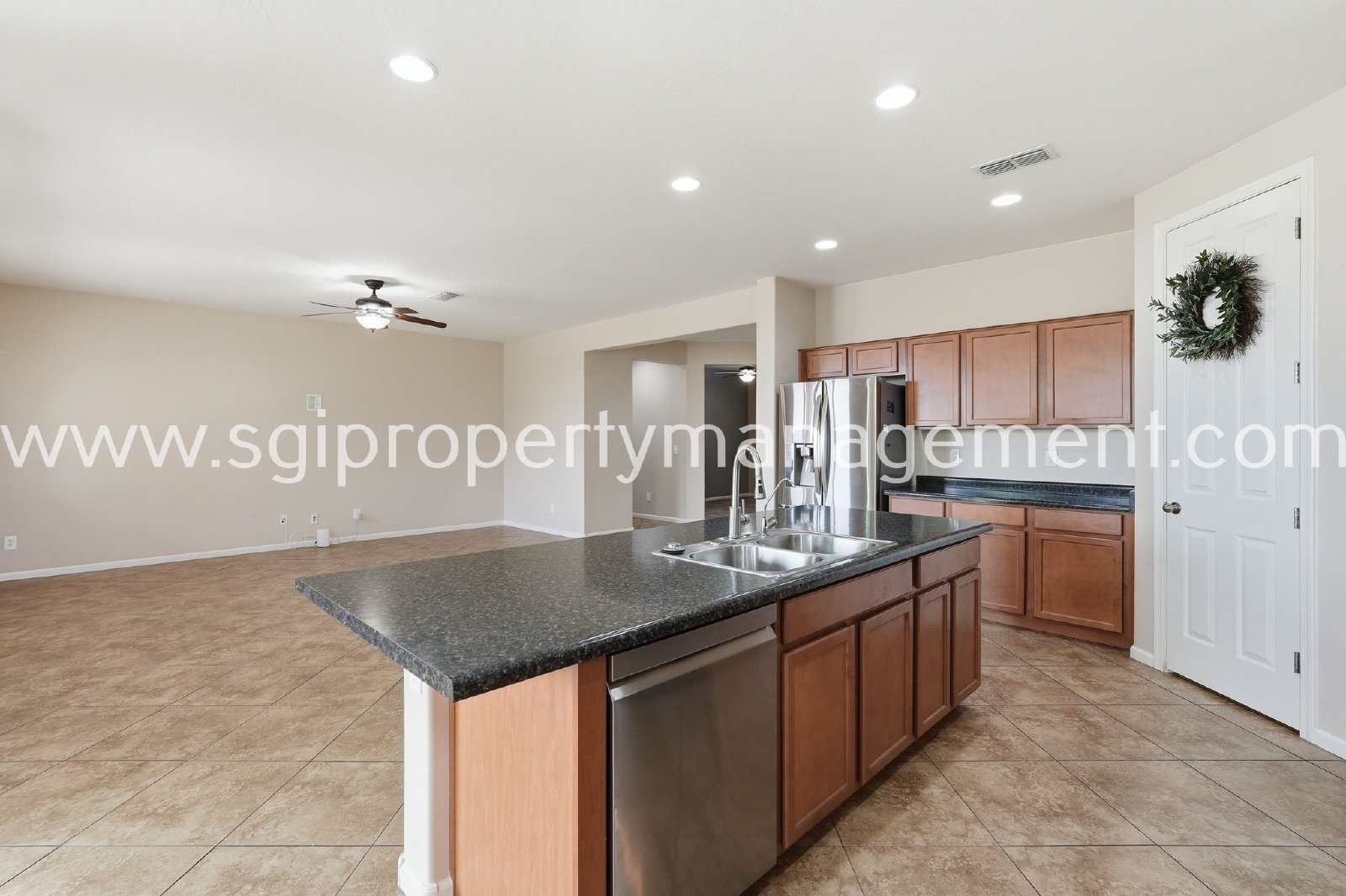 PEORIA HOME WITH MOUNTAIN VIEWS property image