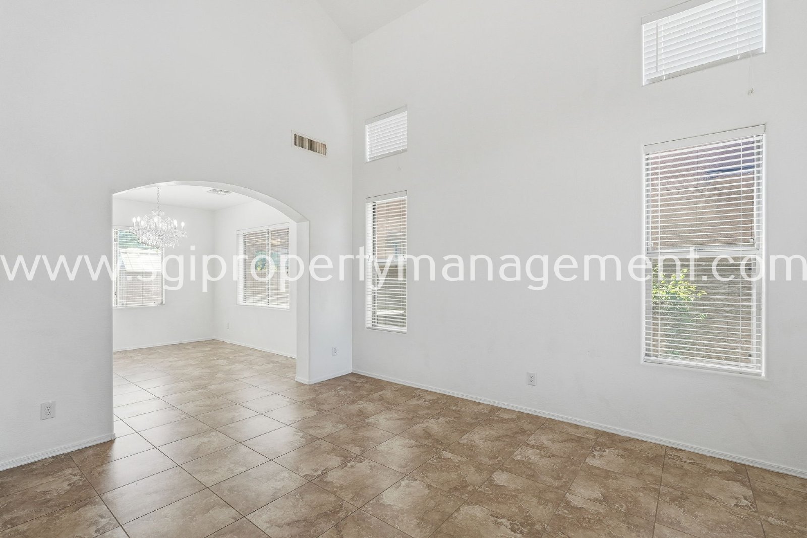 5 BEDROOM GLENDALE HOME. property image