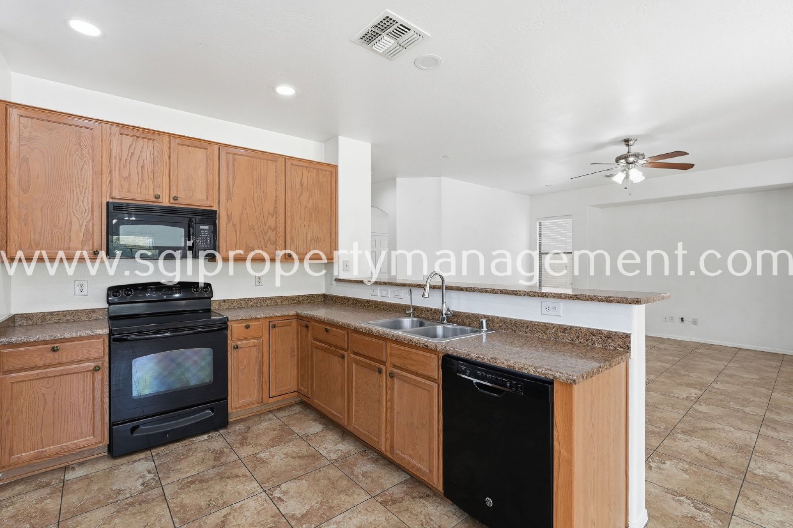 5 BEDROOM GLENDALE HOME. property image