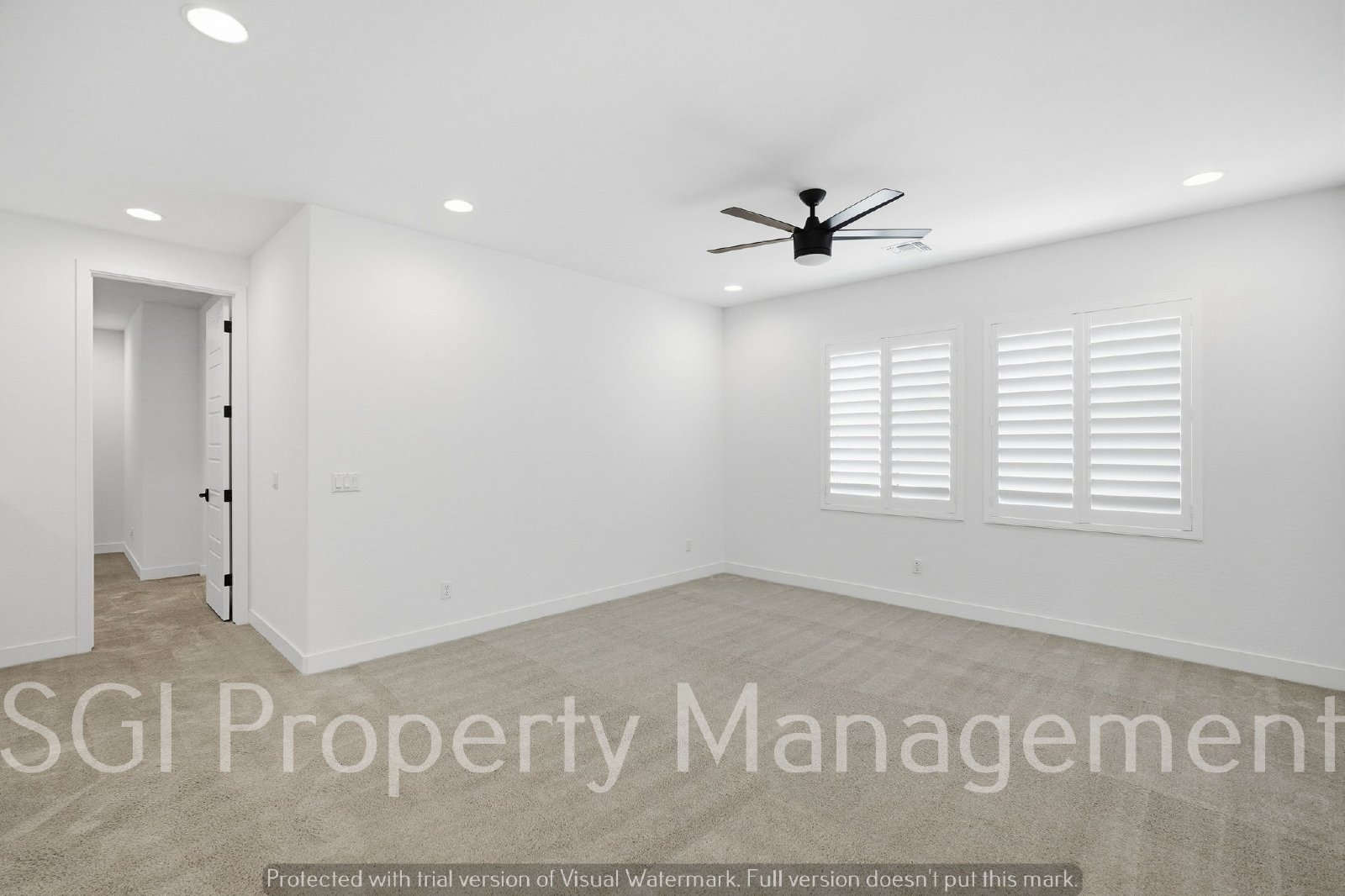 5 Bedroom Luxury Home in a gated community property image