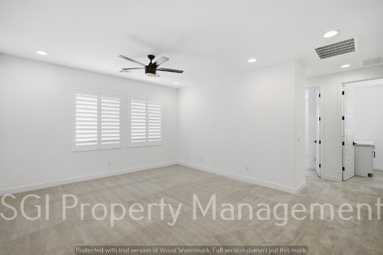 5 Bedroom Luxury Home in a gated community property image