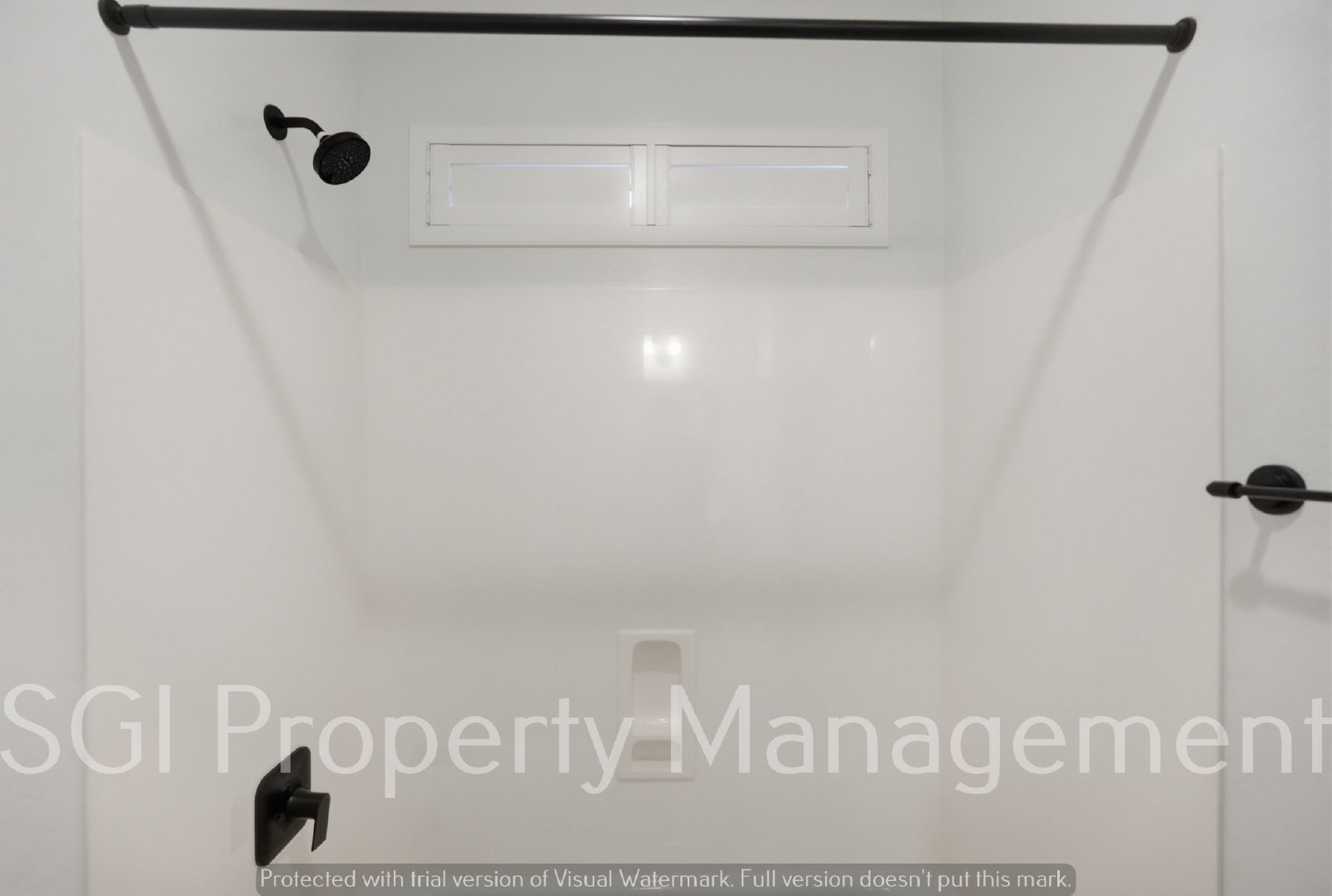 5 Bedroom Luxury Home in a gated community property image