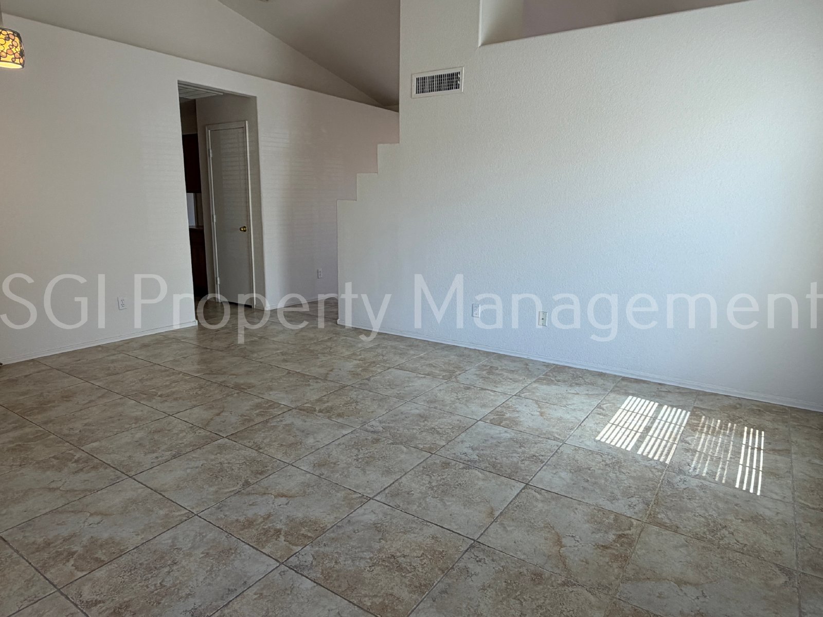 3 BEDROOM GLENDALE HOME property image