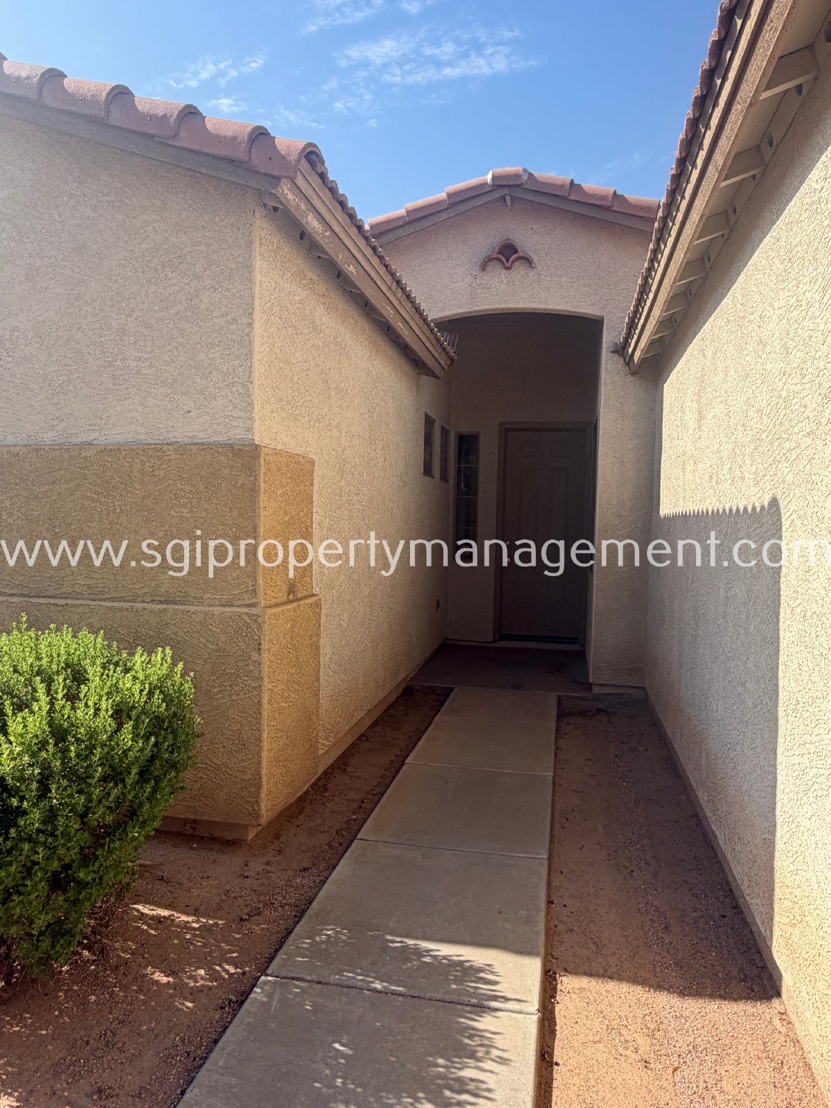 BEAUITFUL 4 BEDROOM RENTAL HOME! property image