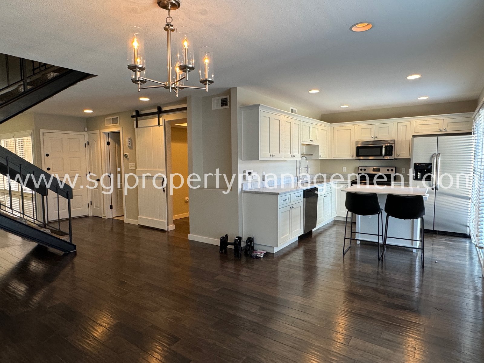Modern Scottsdale home property image