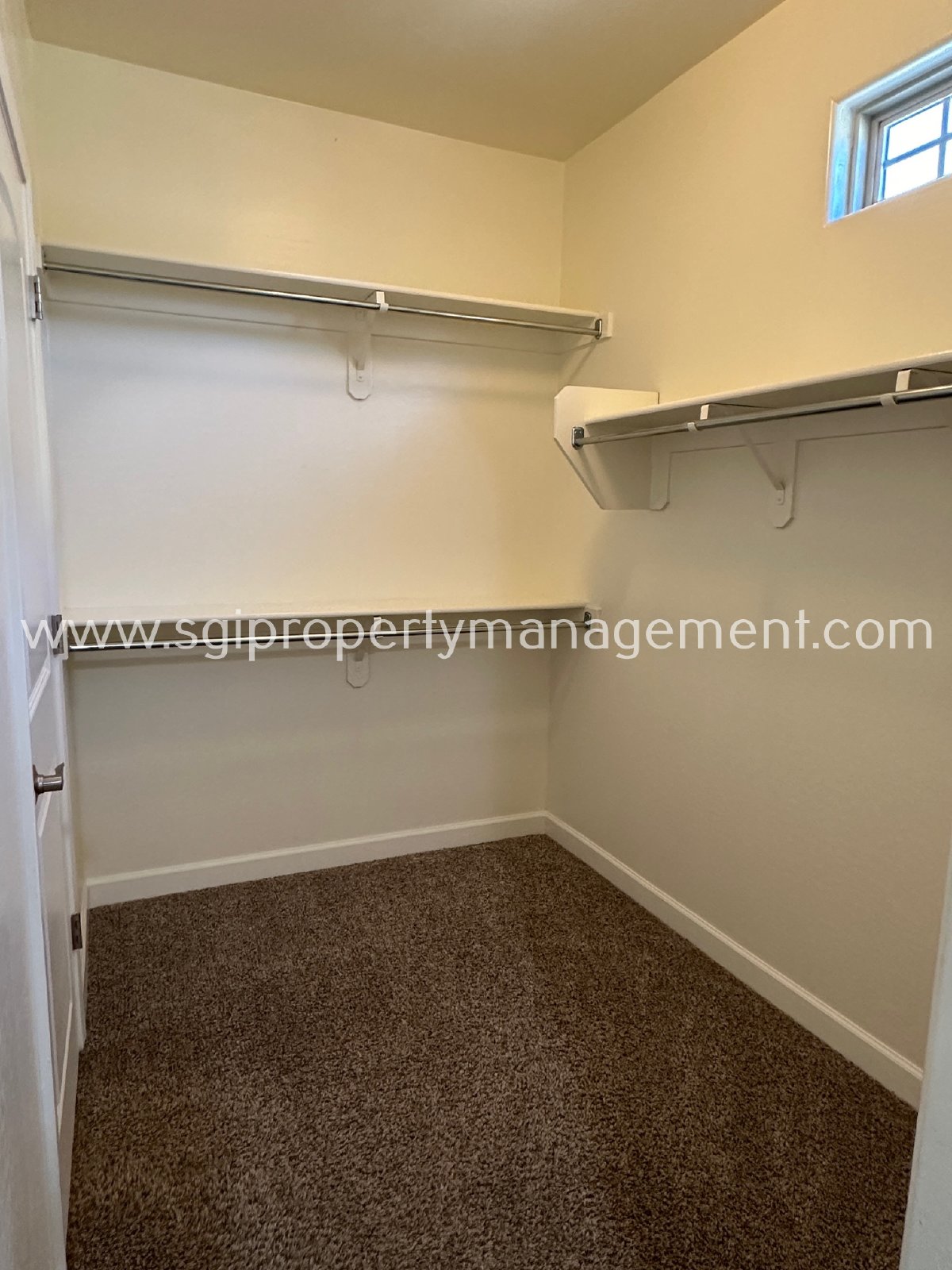 4 Bedroom, 3 bathroom North Phoenix townhome property image