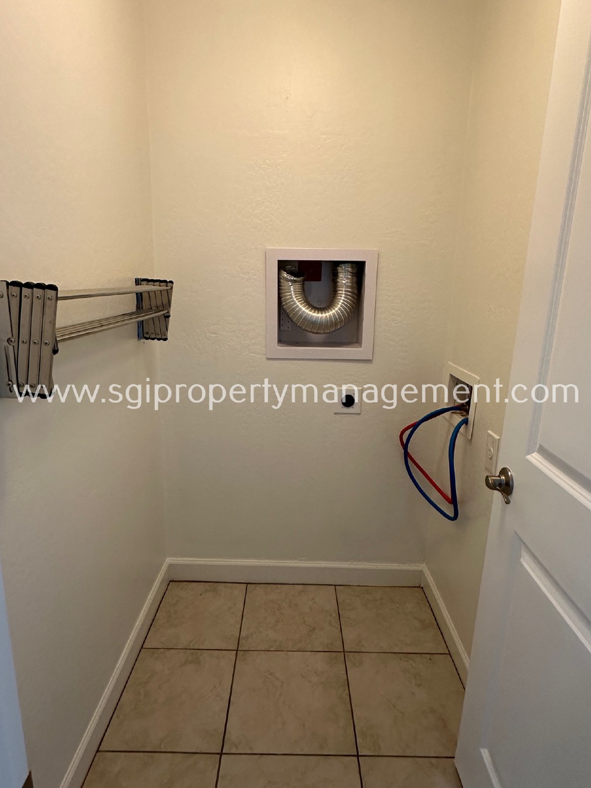 4 Bedroom, 3 bathroom North Phoenix townhome property image