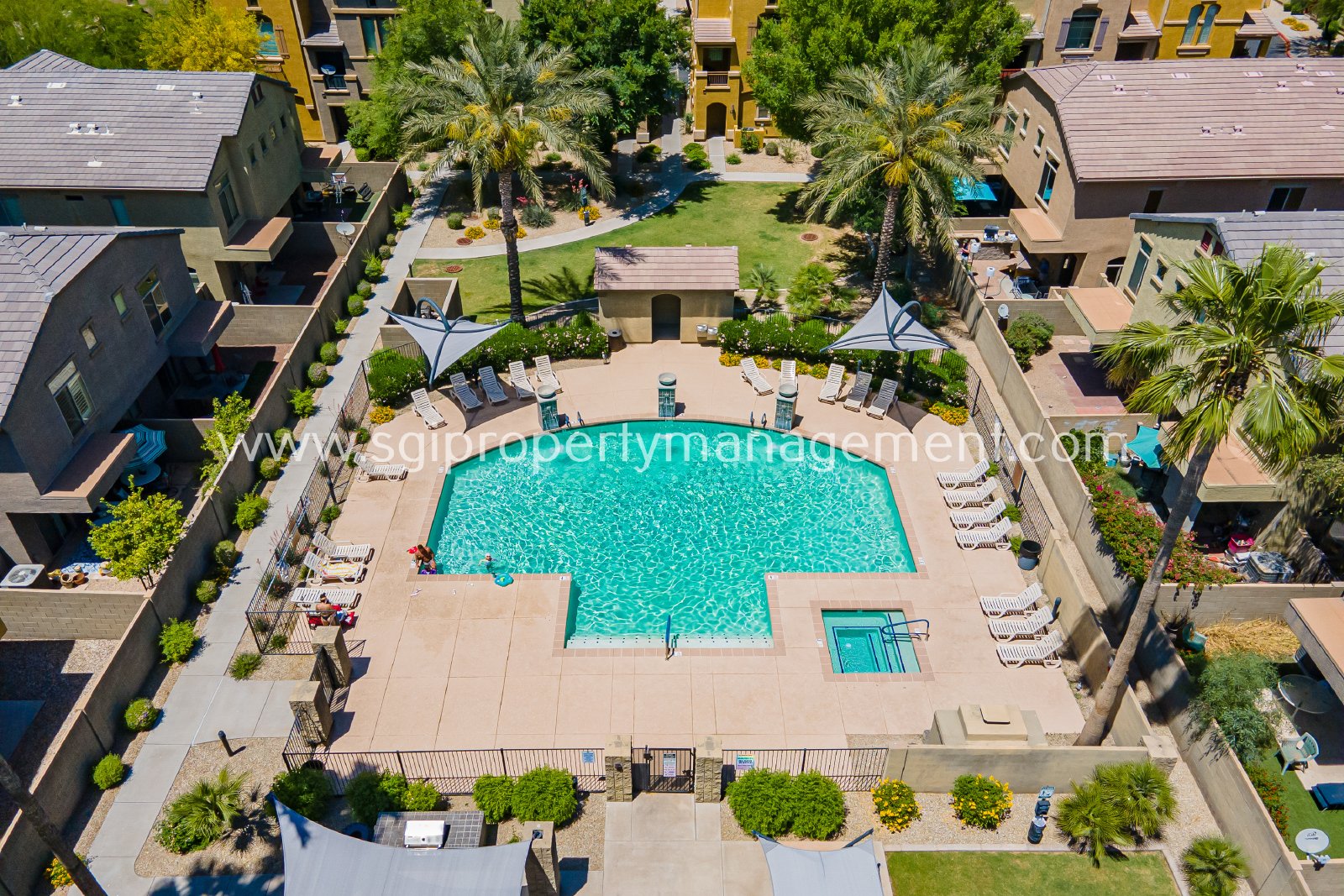 4 Bedroom, 3 bathroom North Phoenix townhome property image