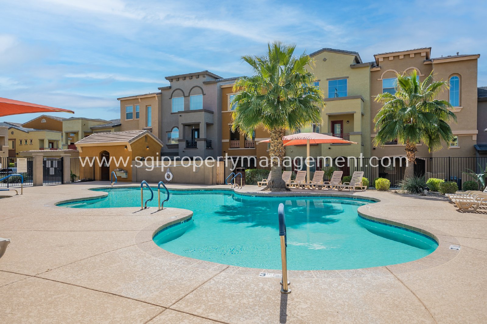 4 Bedroom, 3 bathroom North Phoenix townhome property image