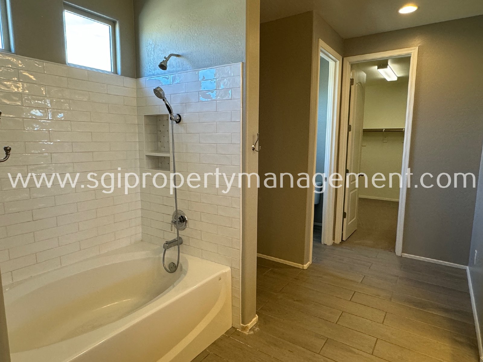 4 Bedroom home in Verrado property image