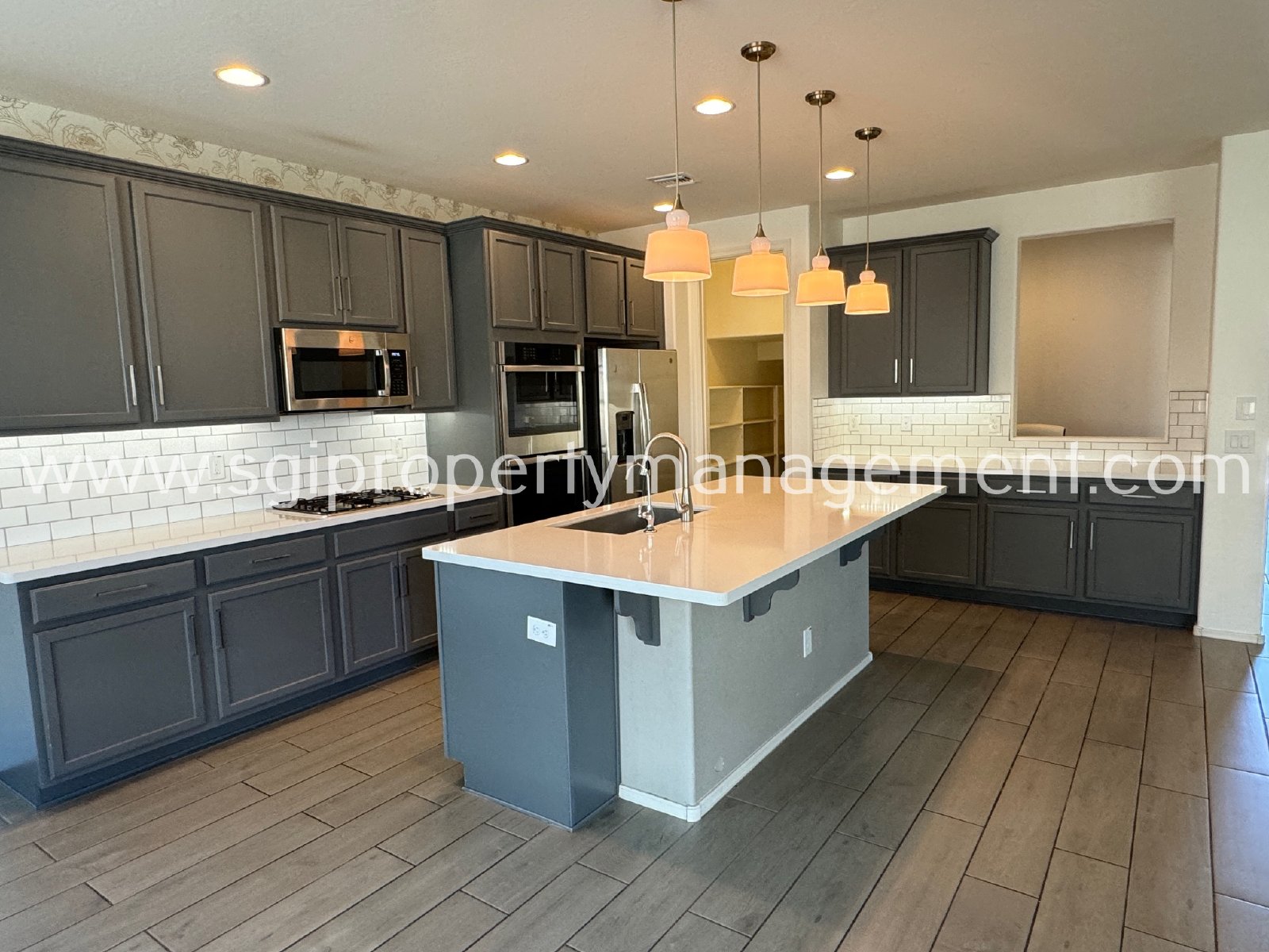 4 Bedroom home in Verrado property image