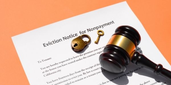 notice of termination superior court arizona tenant pays